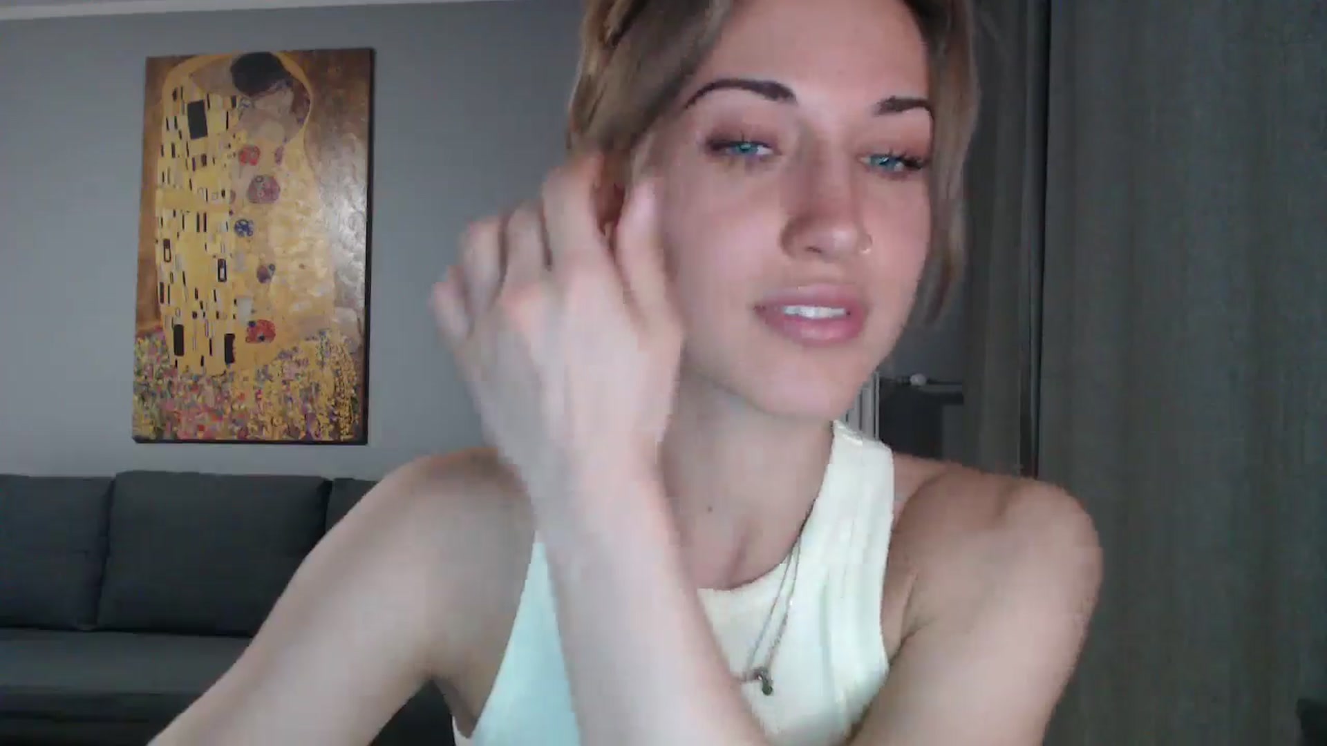 Gallery image thumbnail from GalaxyAnisia's myfreecams stream on, 06/19/2024, 16:40 image 3 of 20