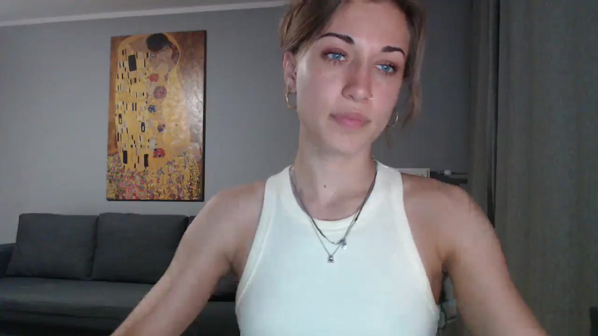 Gallery image thumbnail from GalaxyAnisia's myfreecams stream on, 06/19/2024, 16:40 image 13 of 20