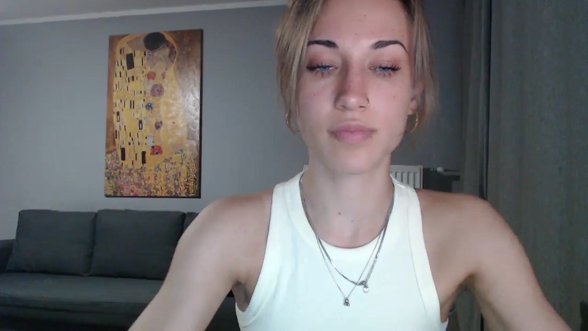 Gallery image thumbnail from GalaxyAnisia's myfreecams stream on, 06/19/2024, 16:40 image 16 of 20