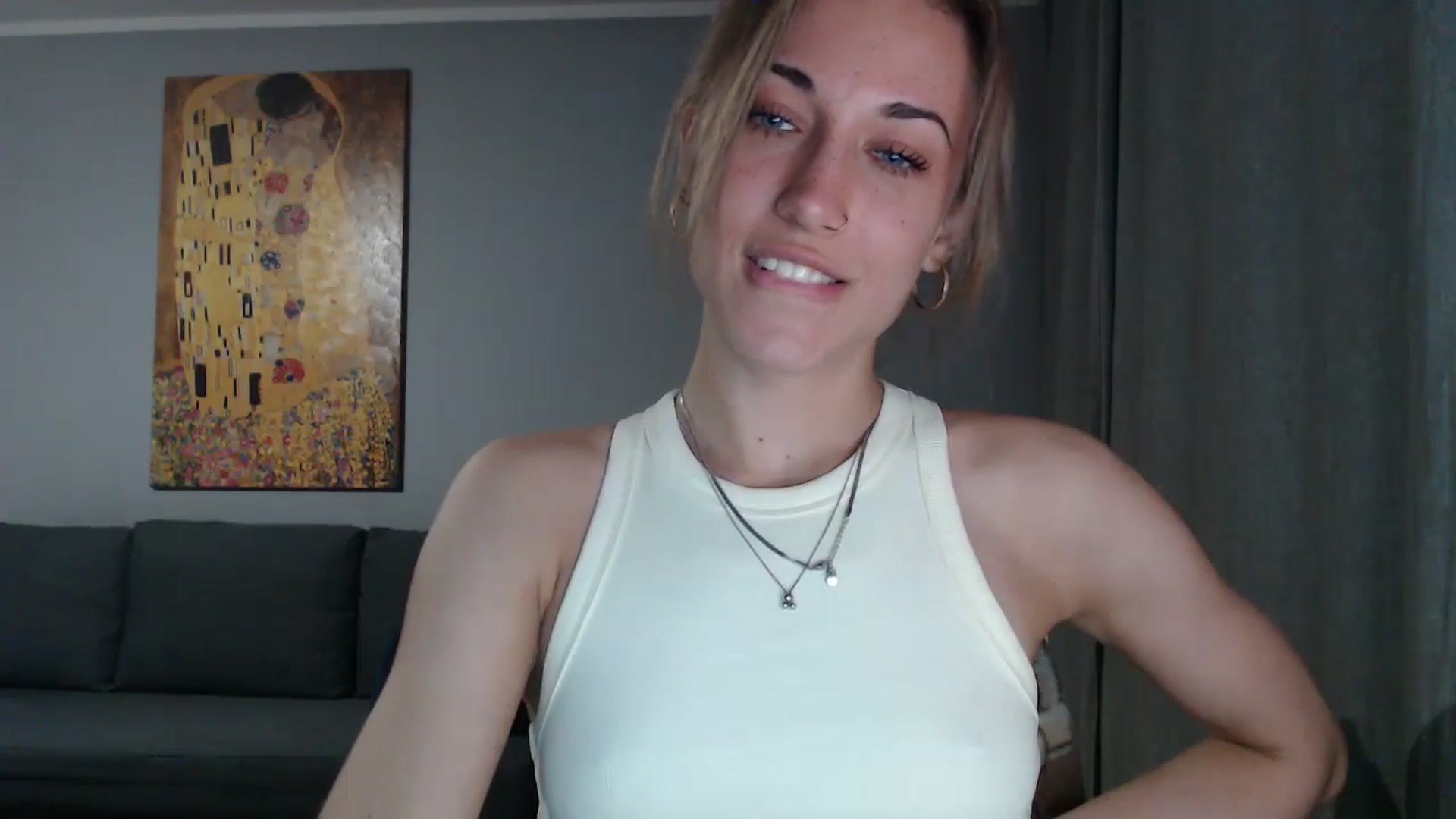 Gallery image thumbnail from GalaxyAnisia's myfreecams stream on, 06/19/2024, 16:40 image 20 of 20