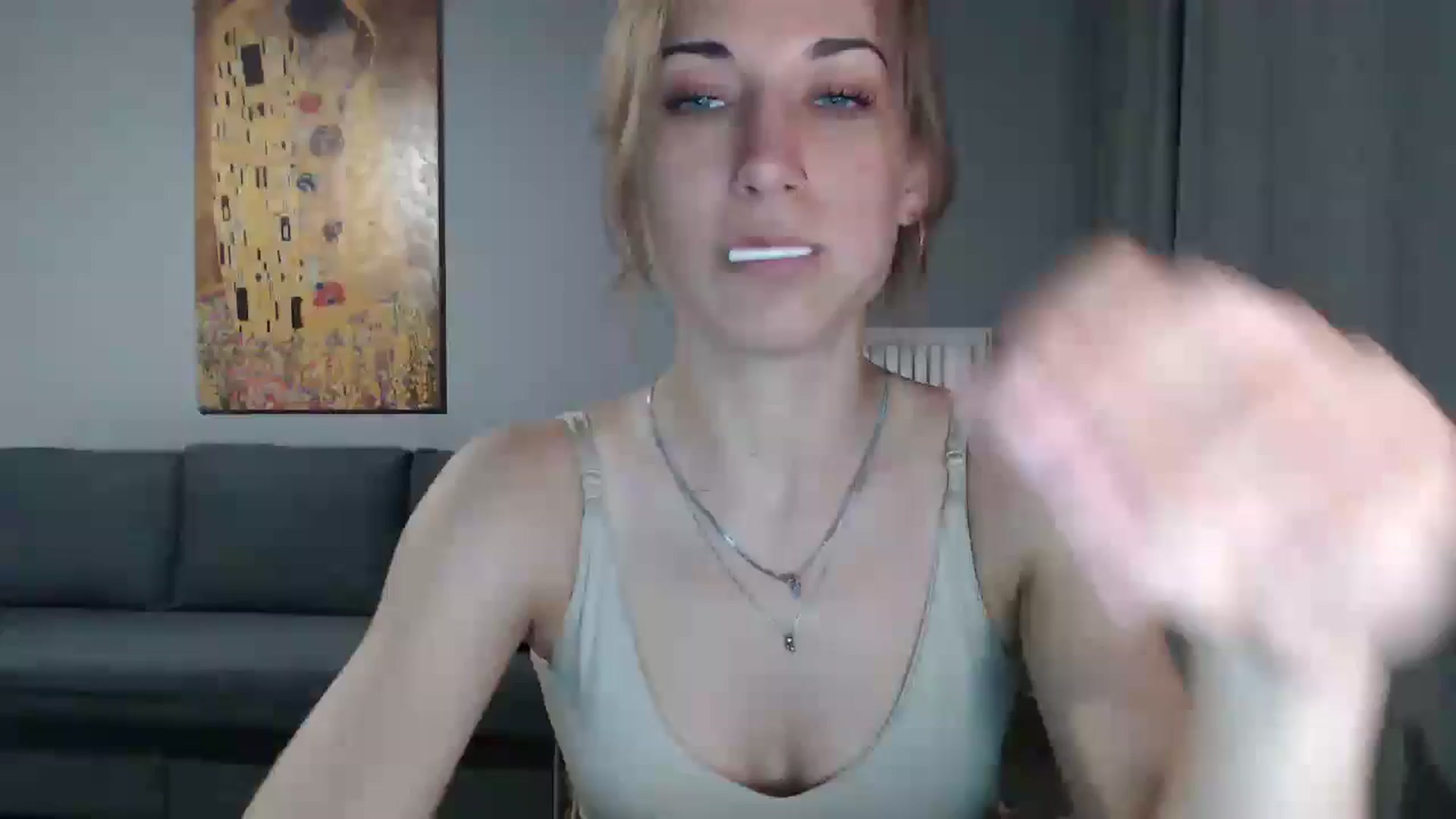 Gallery image thumbnail from GalaxyAnisia's myfreecams stream on, 06/19/2024, 18:02 image 3 of 20