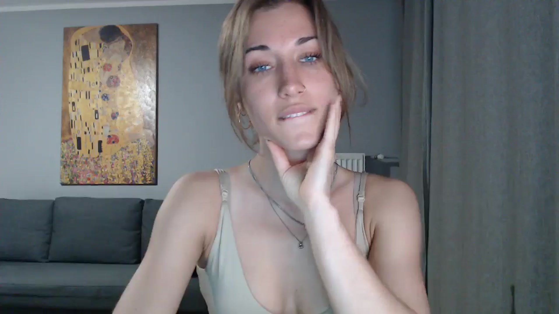 Gallery image thumbnail from GalaxyAnisia's myfreecams stream on, 06/19/2024, 18:02 image 15 of 20