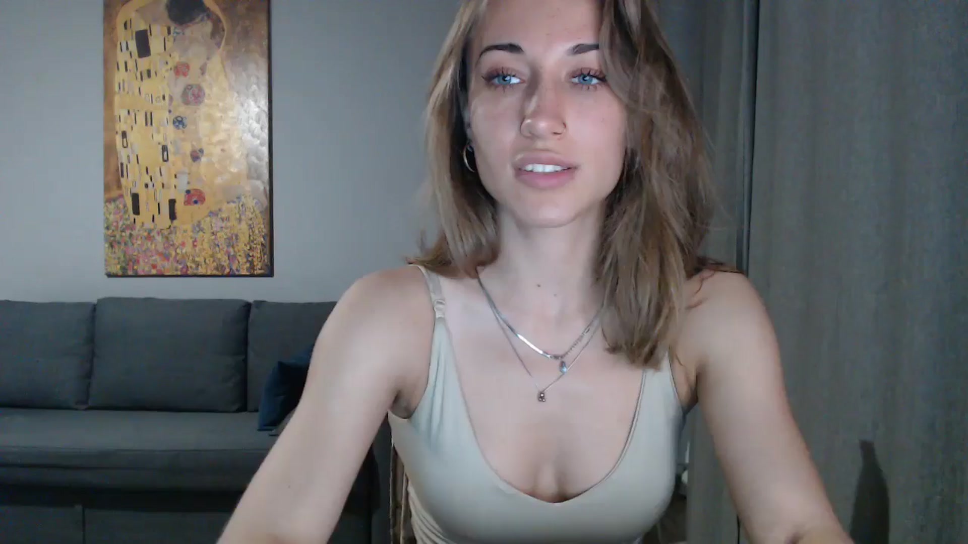 Gallery image thumbnail from GalaxyAnisia's myfreecams stream on, 06/19/2024, 18:02 image 8 of 20