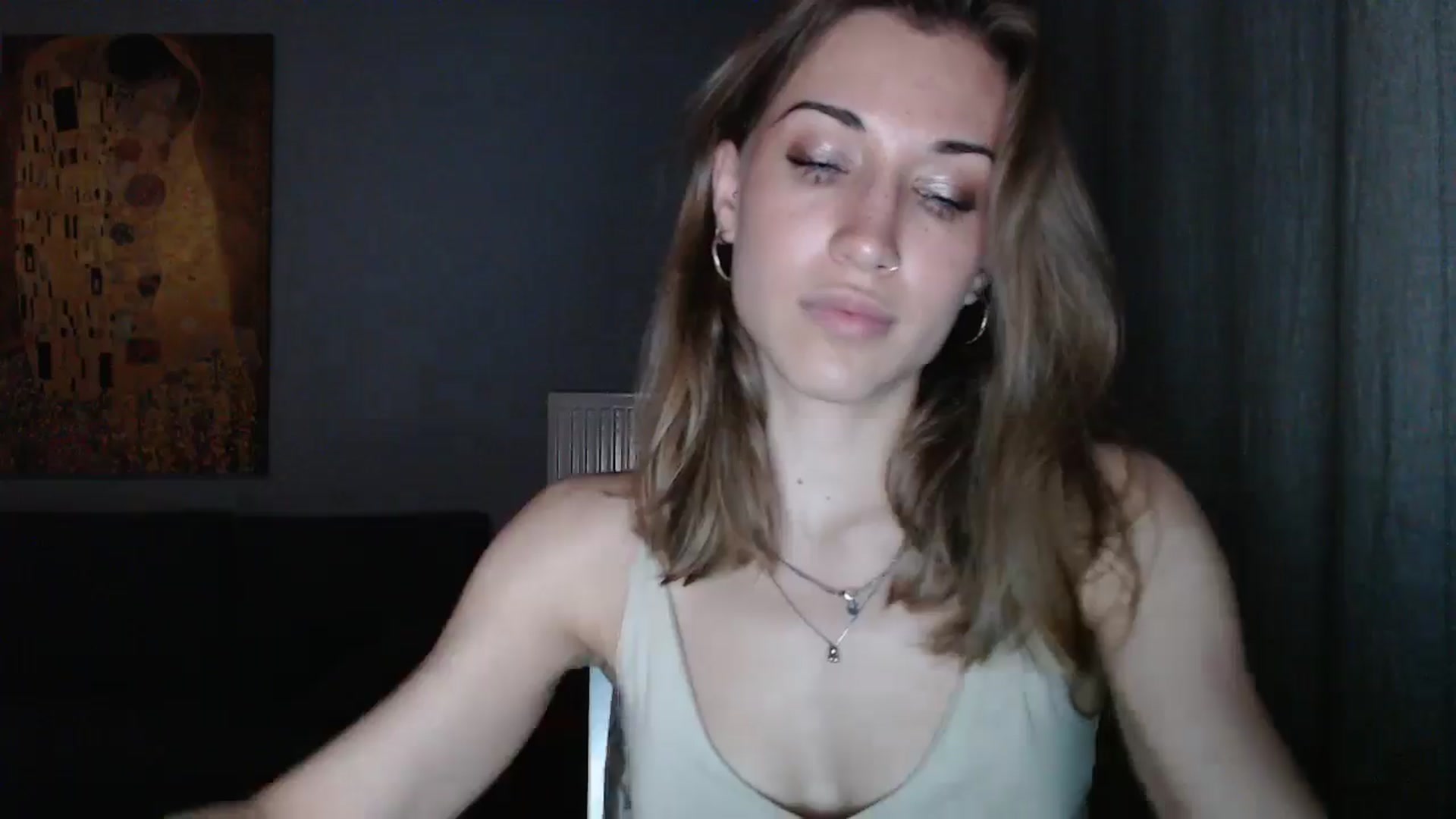 Gallery image thumbnail from GalaxyAnisia's myfreecams stream on, 06/19/2024, 22:42 image 2 of 20