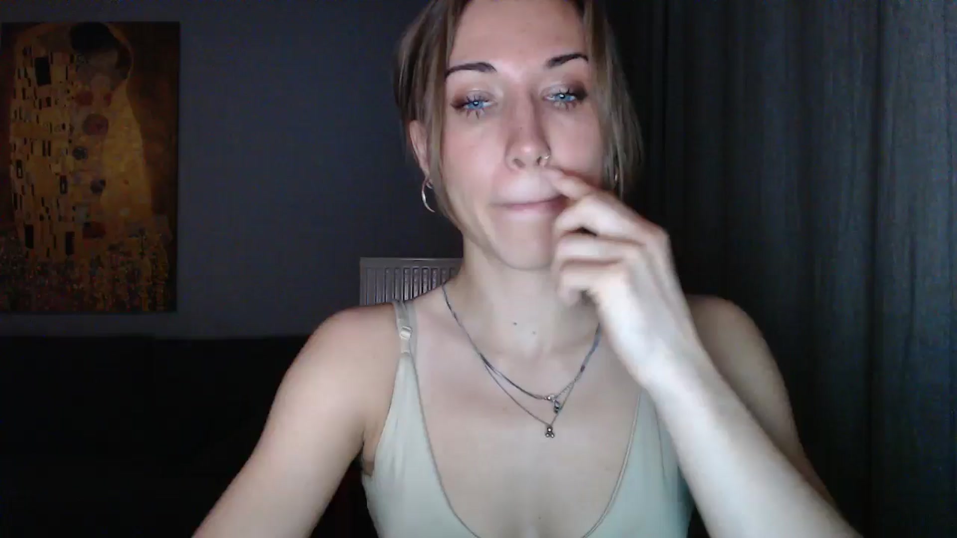 Gallery image thumbnail from GalaxyAnisia's myfreecams stream on, 06/19/2024, 23:01 image 10 of 20