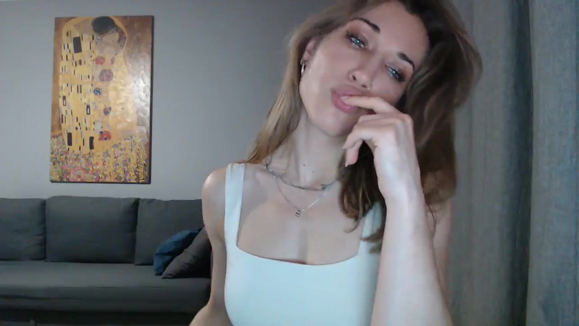 Gallery image thumbnail from GalaxyAnisia's myfreecams stream on, 06/24/2024, 22:07 image 18 of 20
