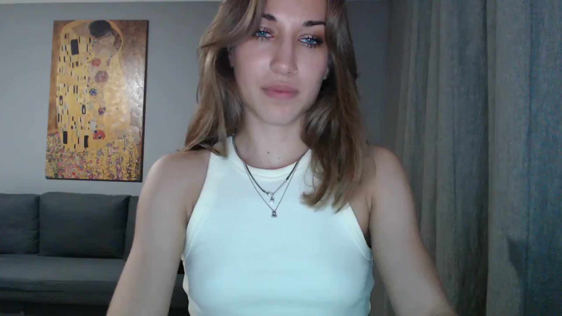 Gallery image thumbnail from GalaxyAnisia's myfreecams stream on, 06/25/2024, 24:20 image 12 of 20
