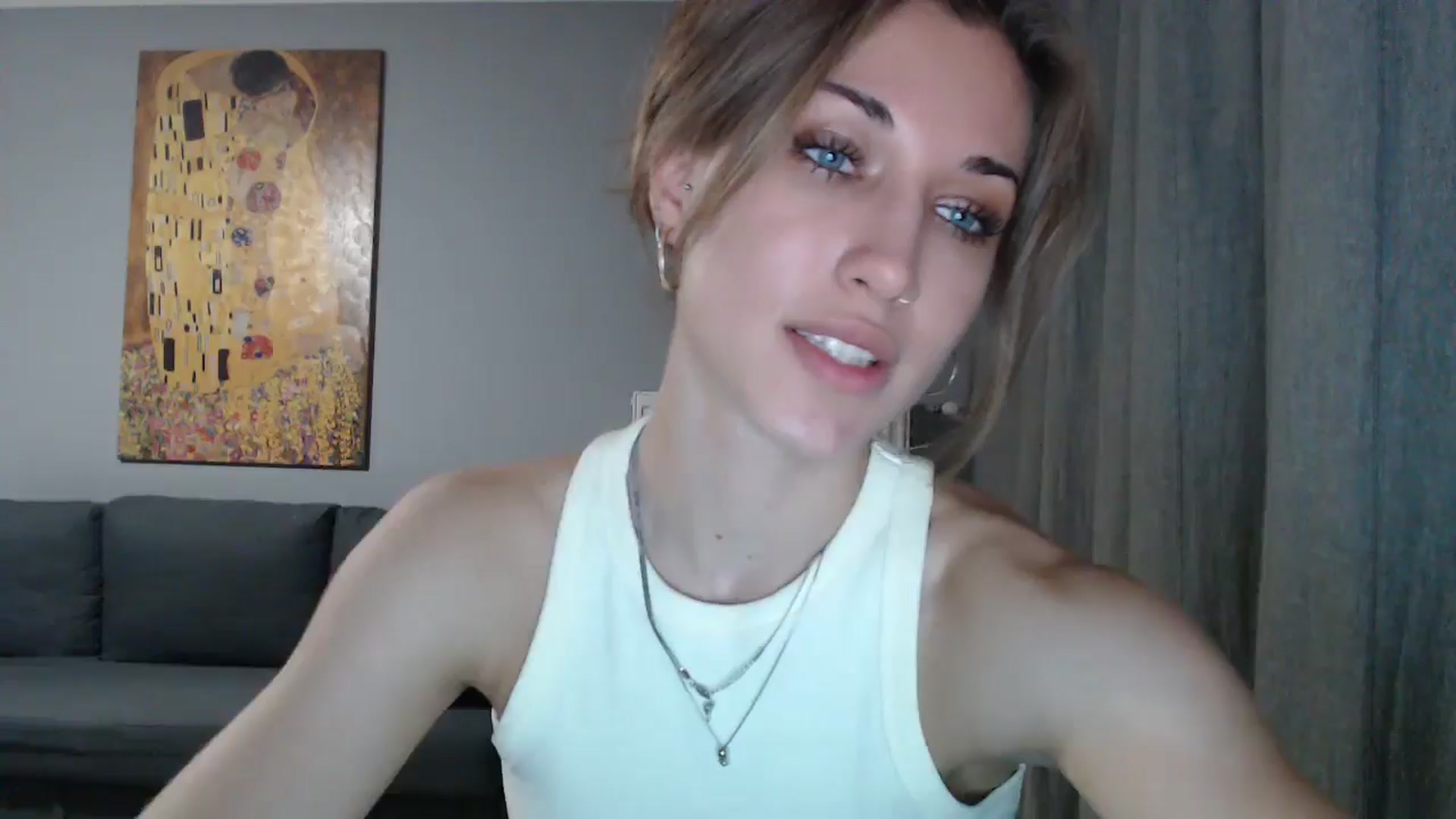 Gallery image thumbnail from GalaxyAnisia's myfreecams stream on, 06/25/2024, 24:20 image 4 of 20