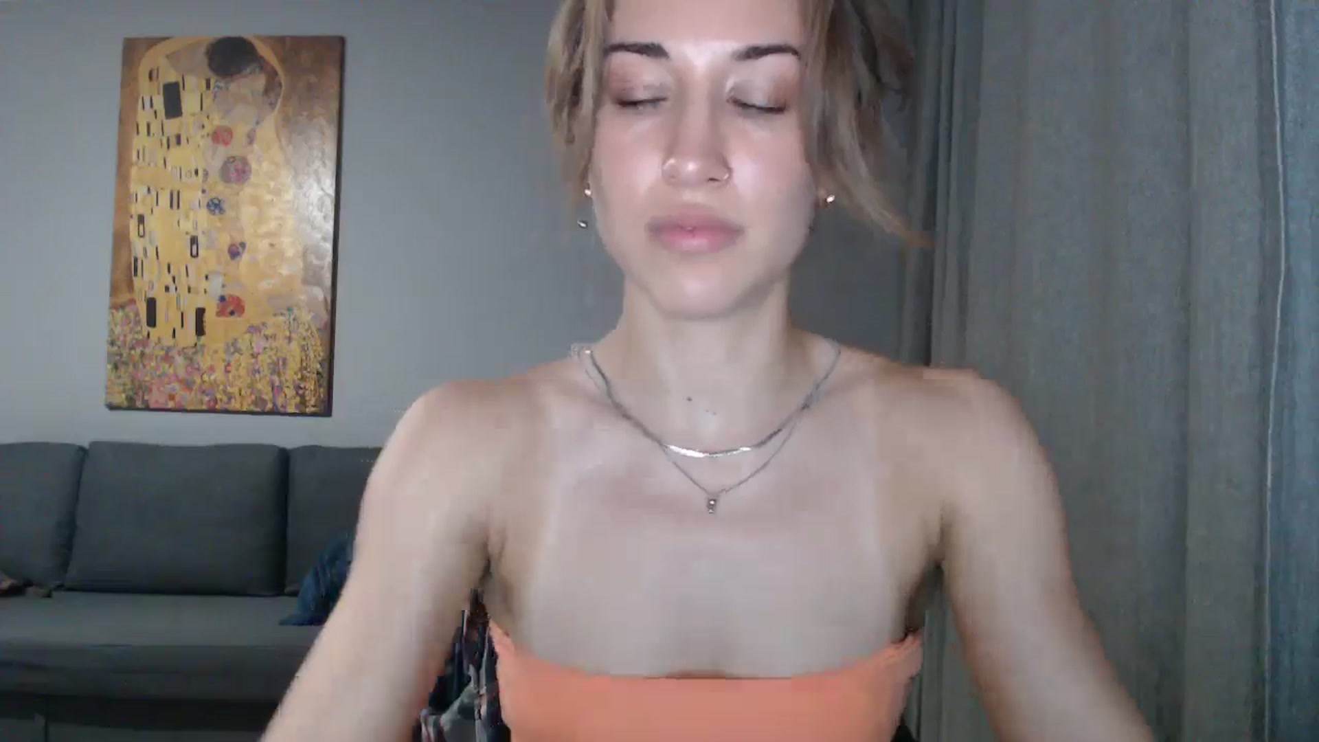 Gallery image thumbnail from GalaxyAnisia's myfreecams stream on, 07/11/2024, 17:00 image 15 of 20