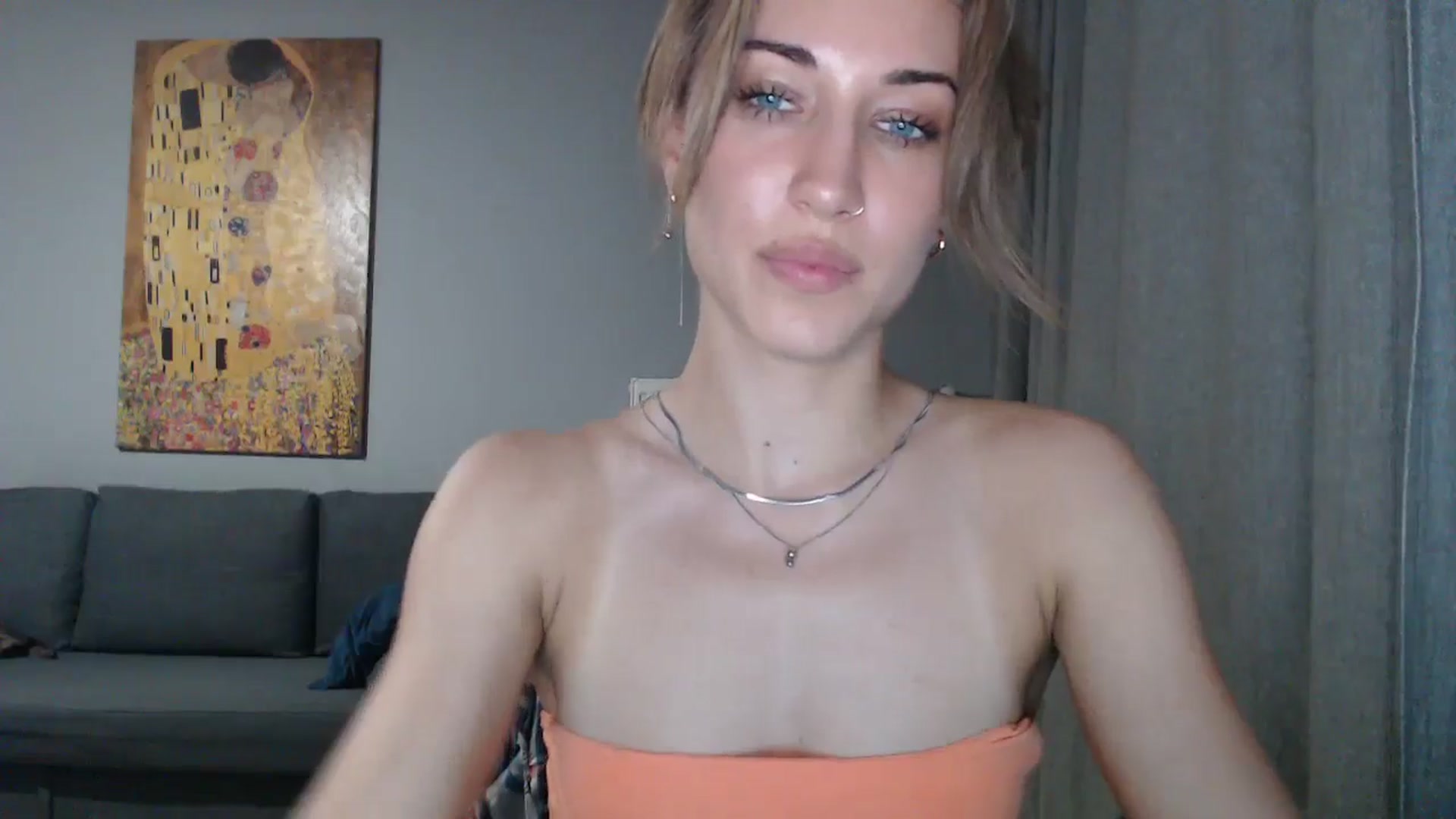 Gallery image thumbnail from GalaxyAnisia's myfreecams stream on, 07/11/2024, 17:00 image 16 of 20