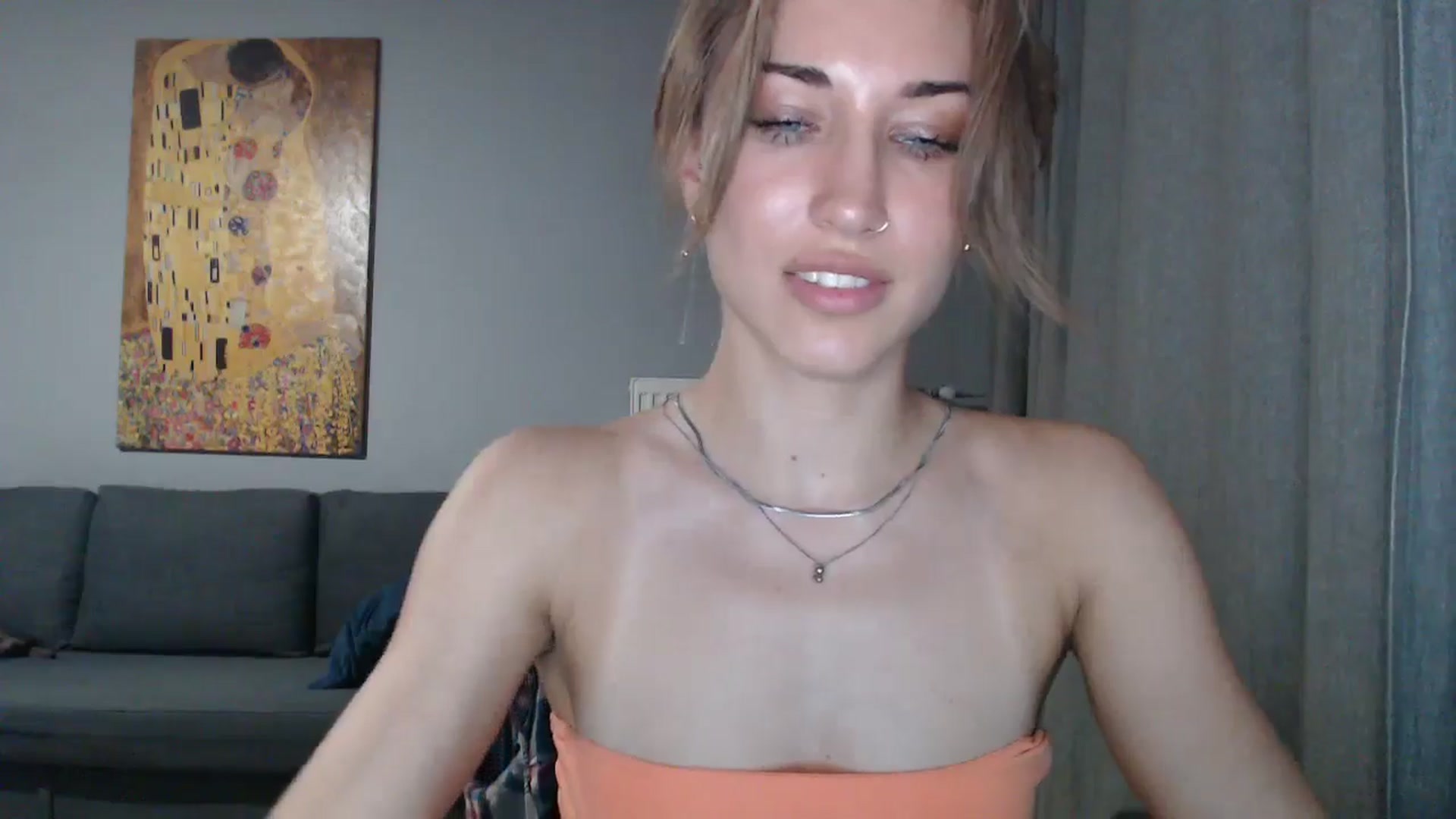Gallery image thumbnail from GalaxyAnisia's myfreecams stream on, 07/11/2024, 17:00 image 17 of 20