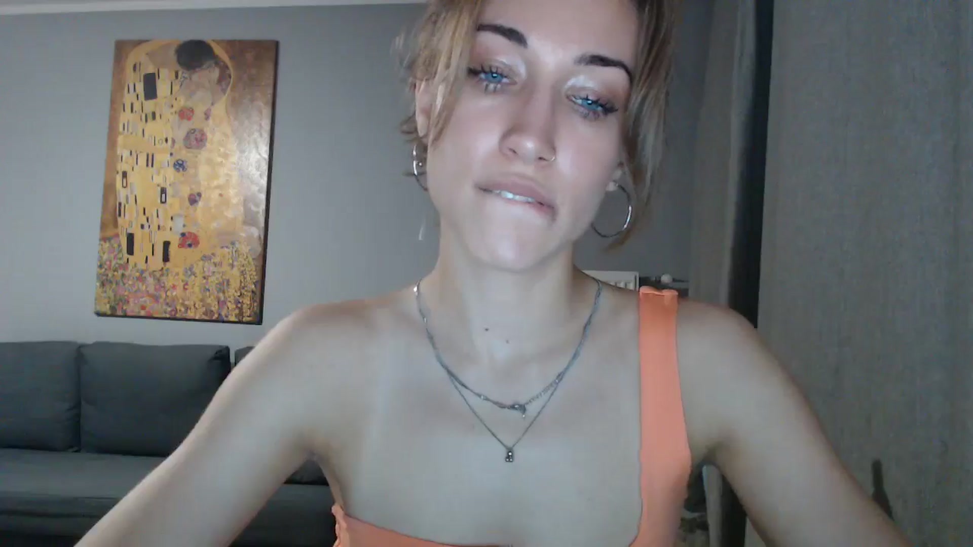Gallery image thumbnail from GalaxyAnisia's myfreecams stream on, 07/17/2024, 23:19 image 17 of 20