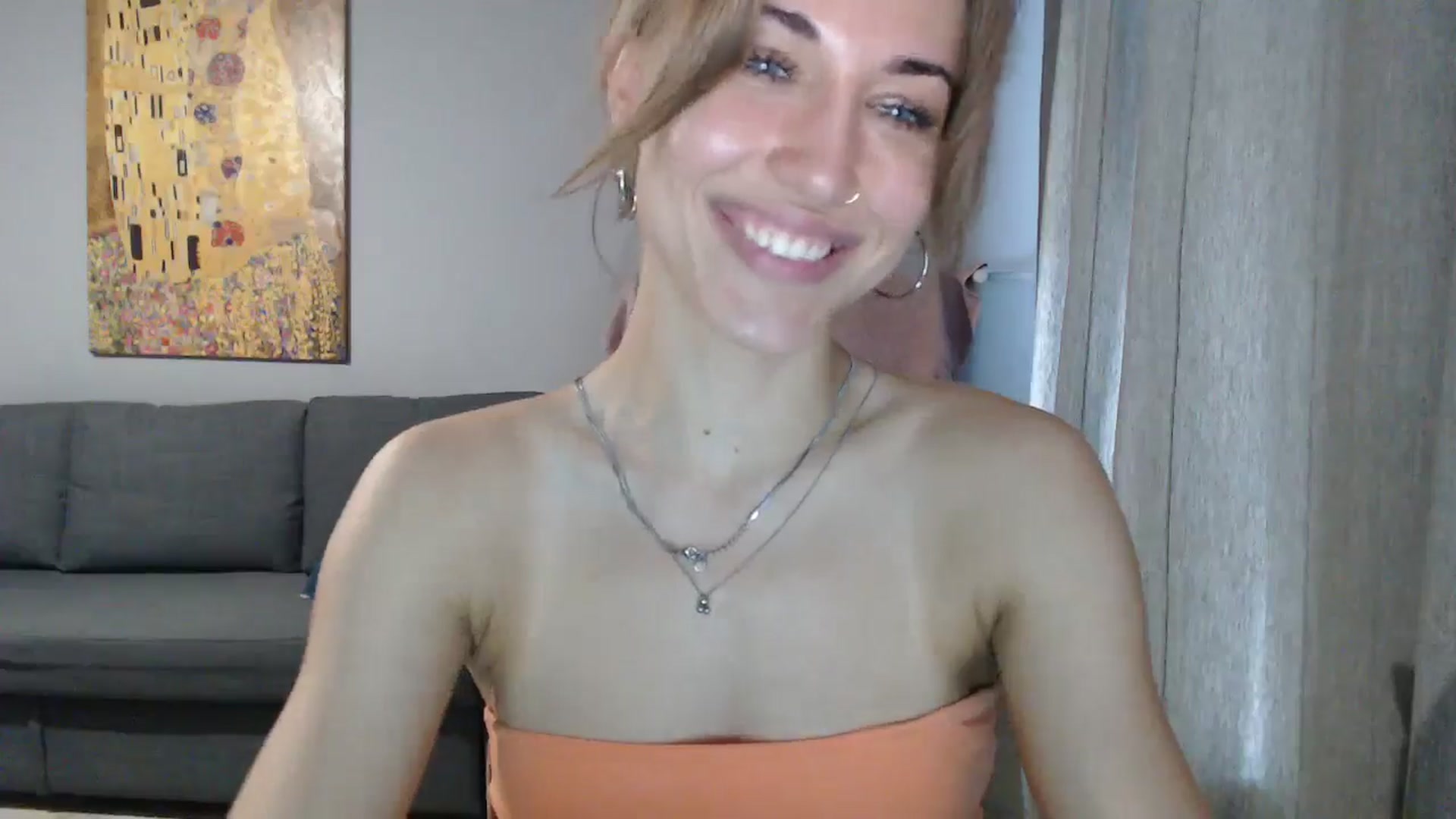 Gallery image thumbnail from GalaxyAnisia's myfreecams stream on, 07/18/2024, 16:58 image 2 of 20