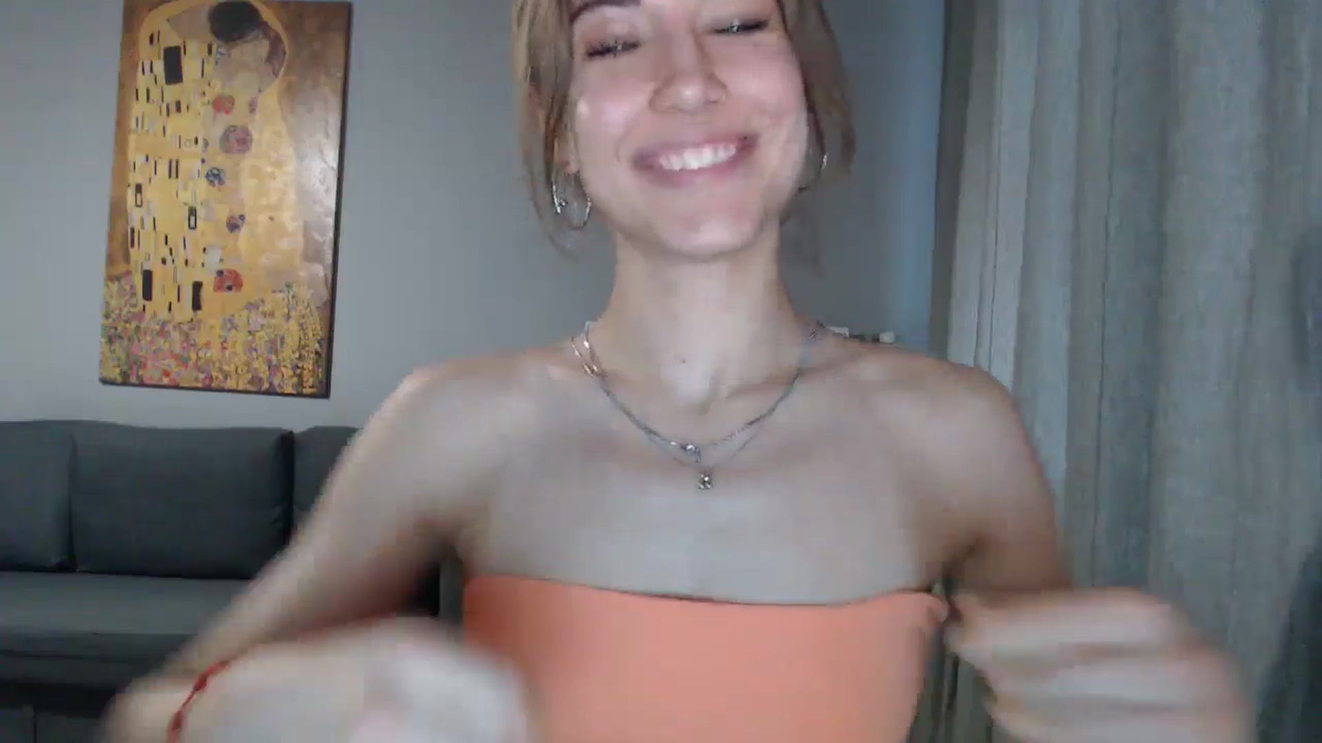 Gallery image thumbnail from GalaxyAnisia's myfreecams stream on, 07/19/2024, 18:12 image 4 of 20
