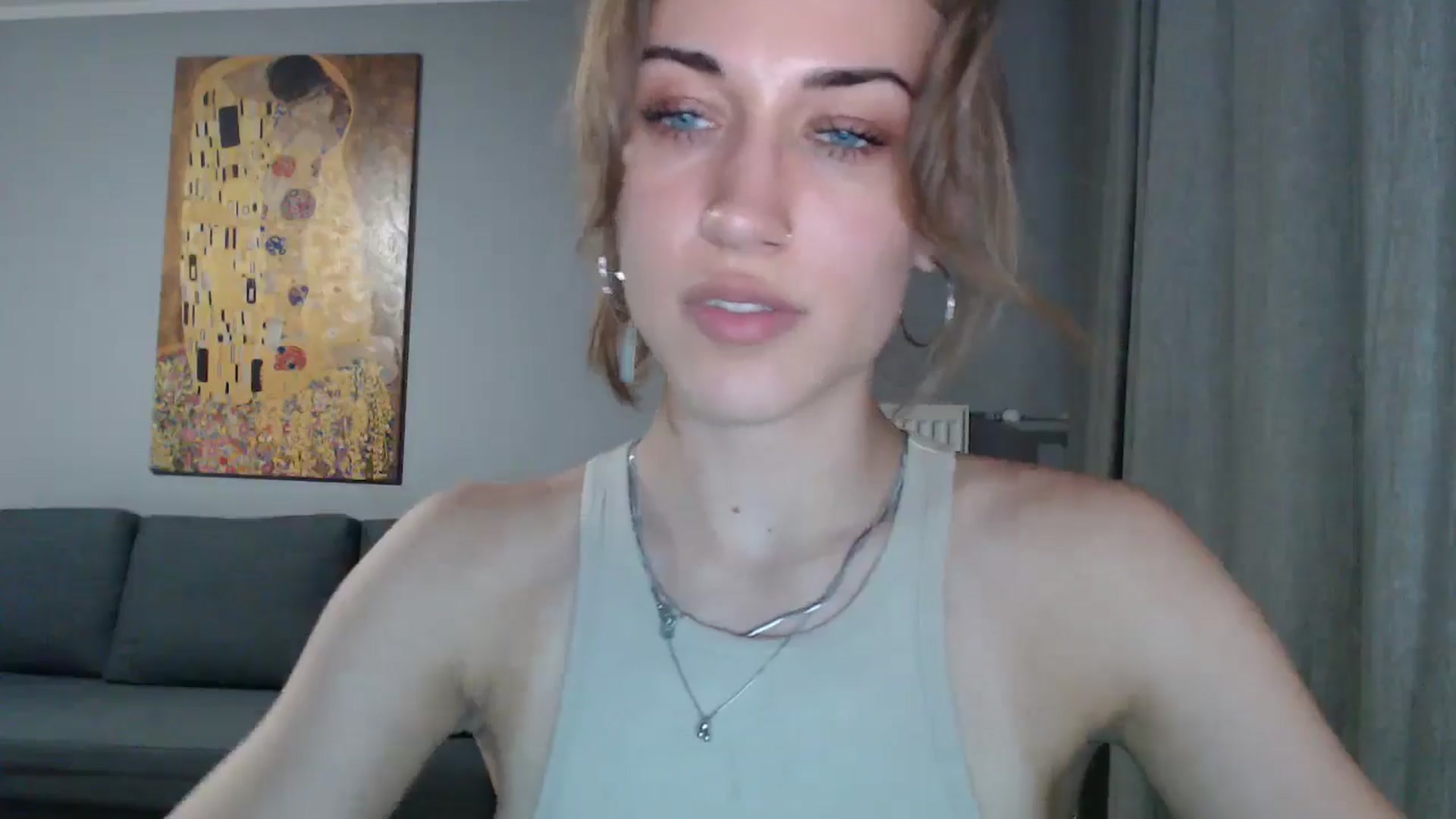Gallery image thumbnail from GalaxyAnisia's myfreecams stream on, 07/23/2024, 19:32 image 14 of 20