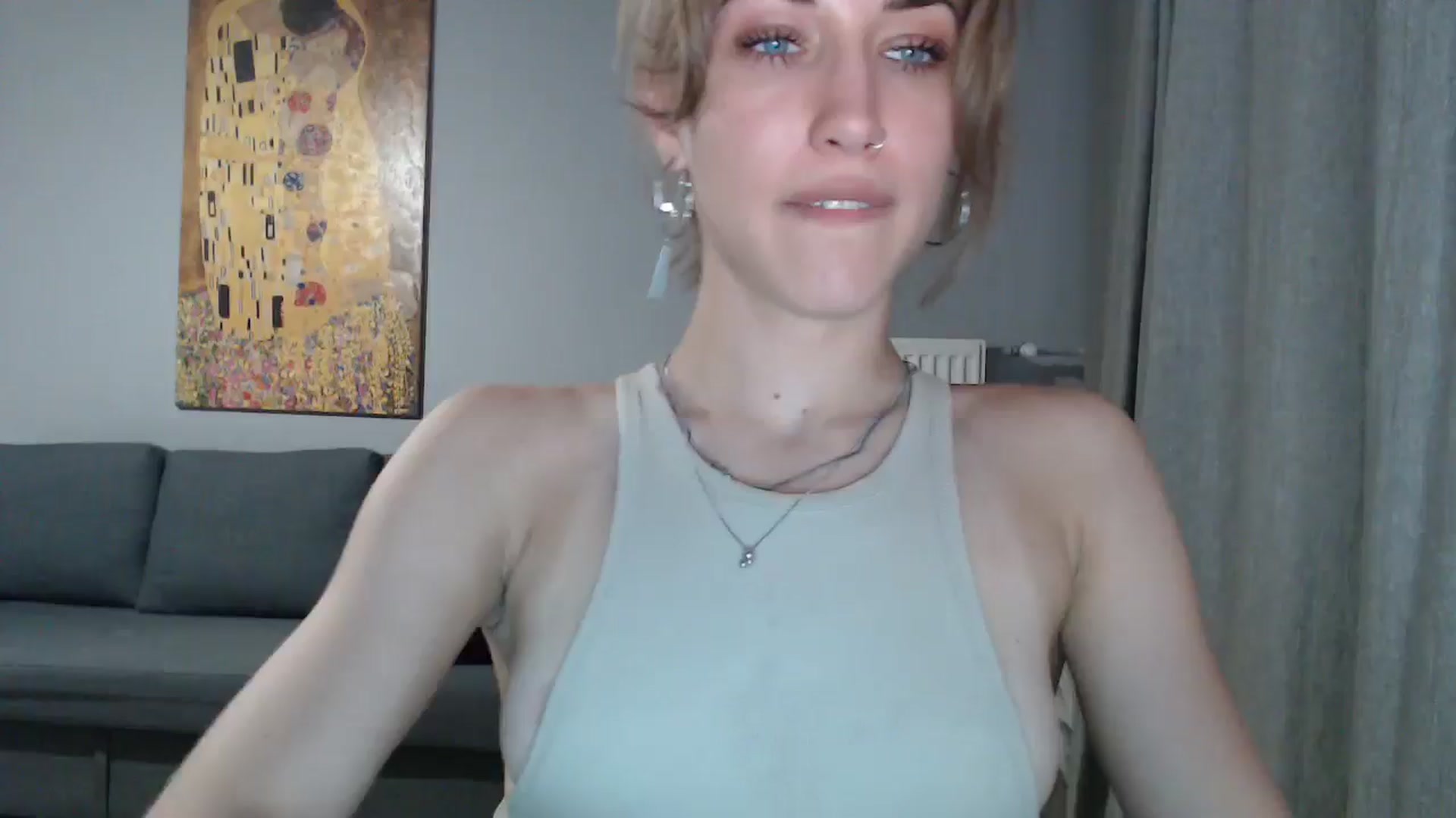 Gallery image thumbnail from GalaxyAnisia's myfreecams stream on, 07/23/2024, 19:32 image 5 of 20