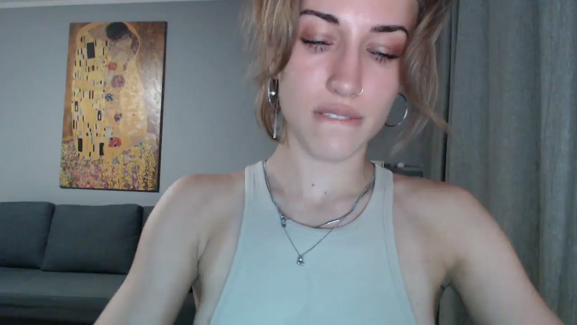 Gallery image thumbnail from GalaxyAnisia's myfreecams stream on, 07/23/2024, 19:32 image 13 of 20