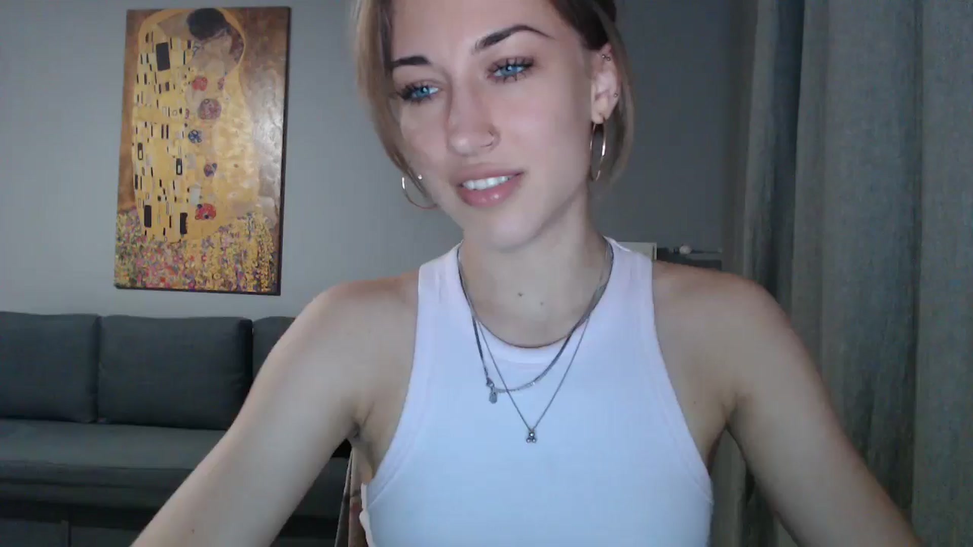 Gallery image thumbnail from GalaxyAnisia's myfreecams stream on, 07/24/2024, 20:19 image 1 of 20