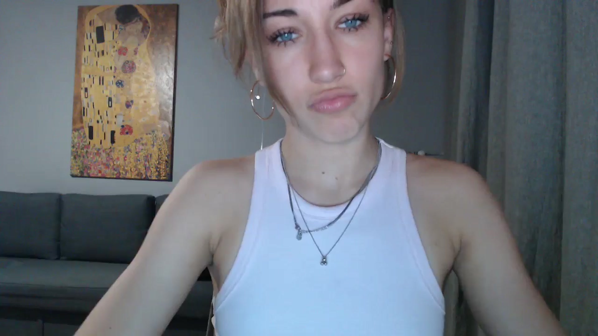 Gallery image thumbnail from GalaxyAnisia's myfreecams stream on, 07/24/2024, 20:19 image 5 of 20
