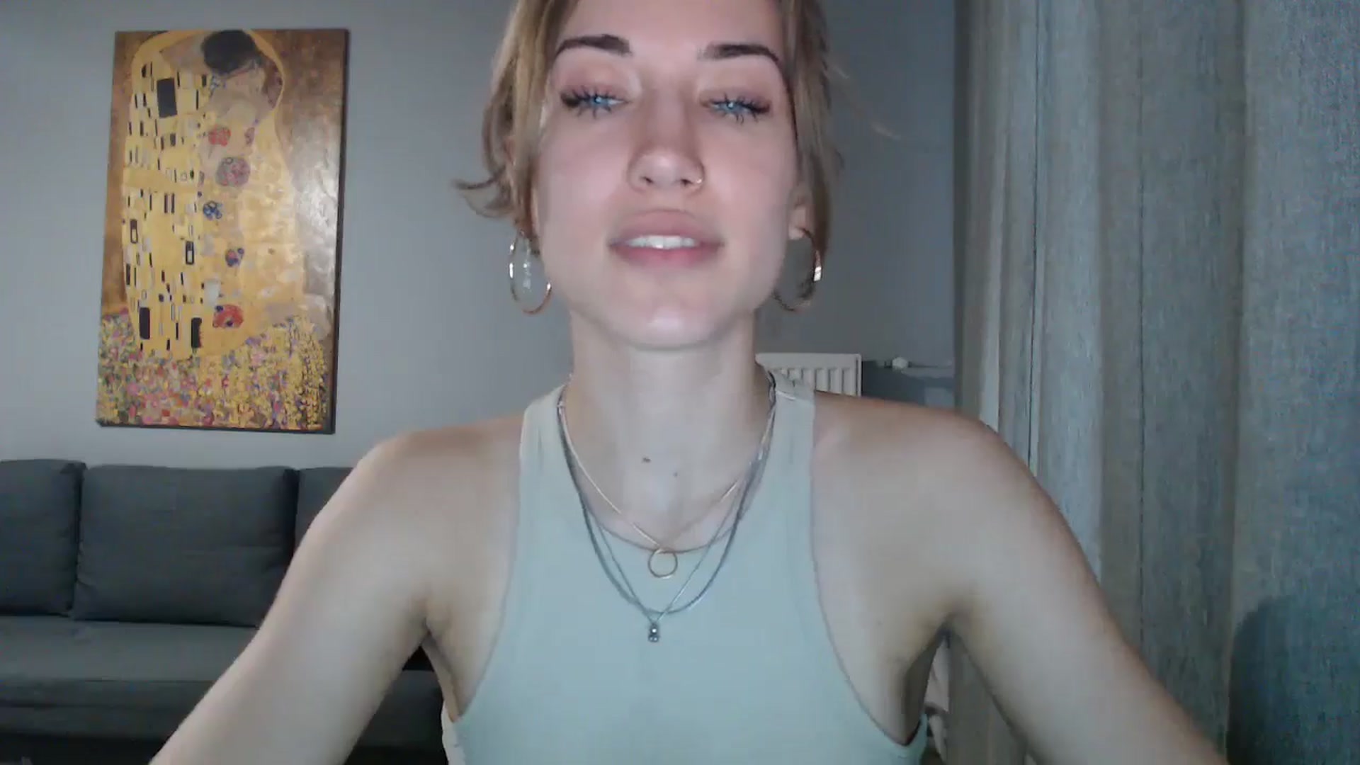 Gallery image thumbnail from GalaxyAnisia's myfreecams stream on, 07/25/2024, 18:12 image 7 of 20