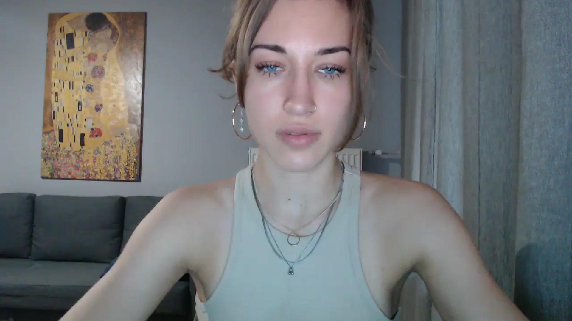 Gallery image thumbnail from GalaxyAnisia's myfreecams stream on, 07/25/2024, 18:12 image 8 of 20