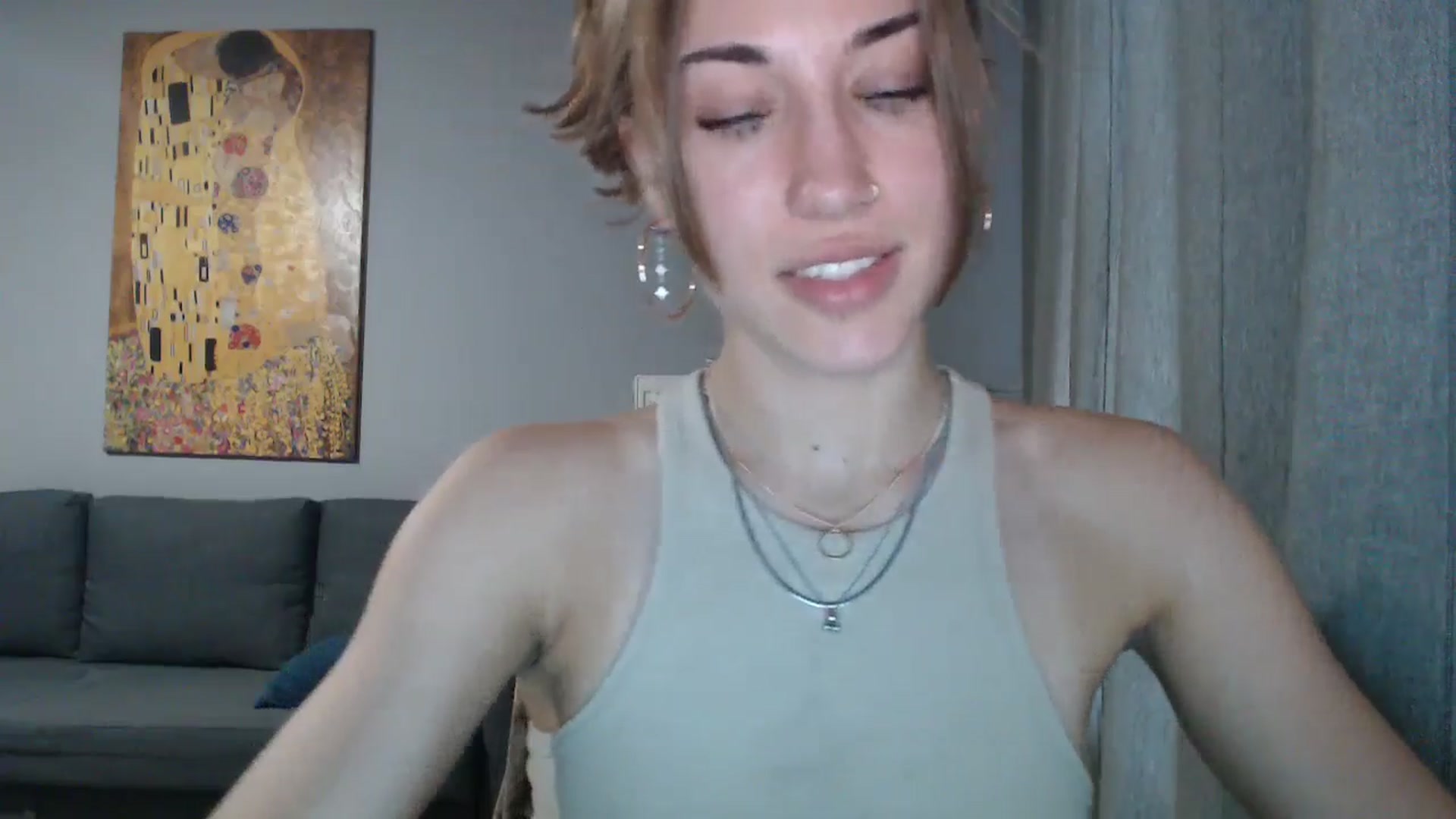 Gallery image thumbnail from GalaxyAnisia's myfreecams stream on, 07/25/2024, 18:12 image 5 of 20