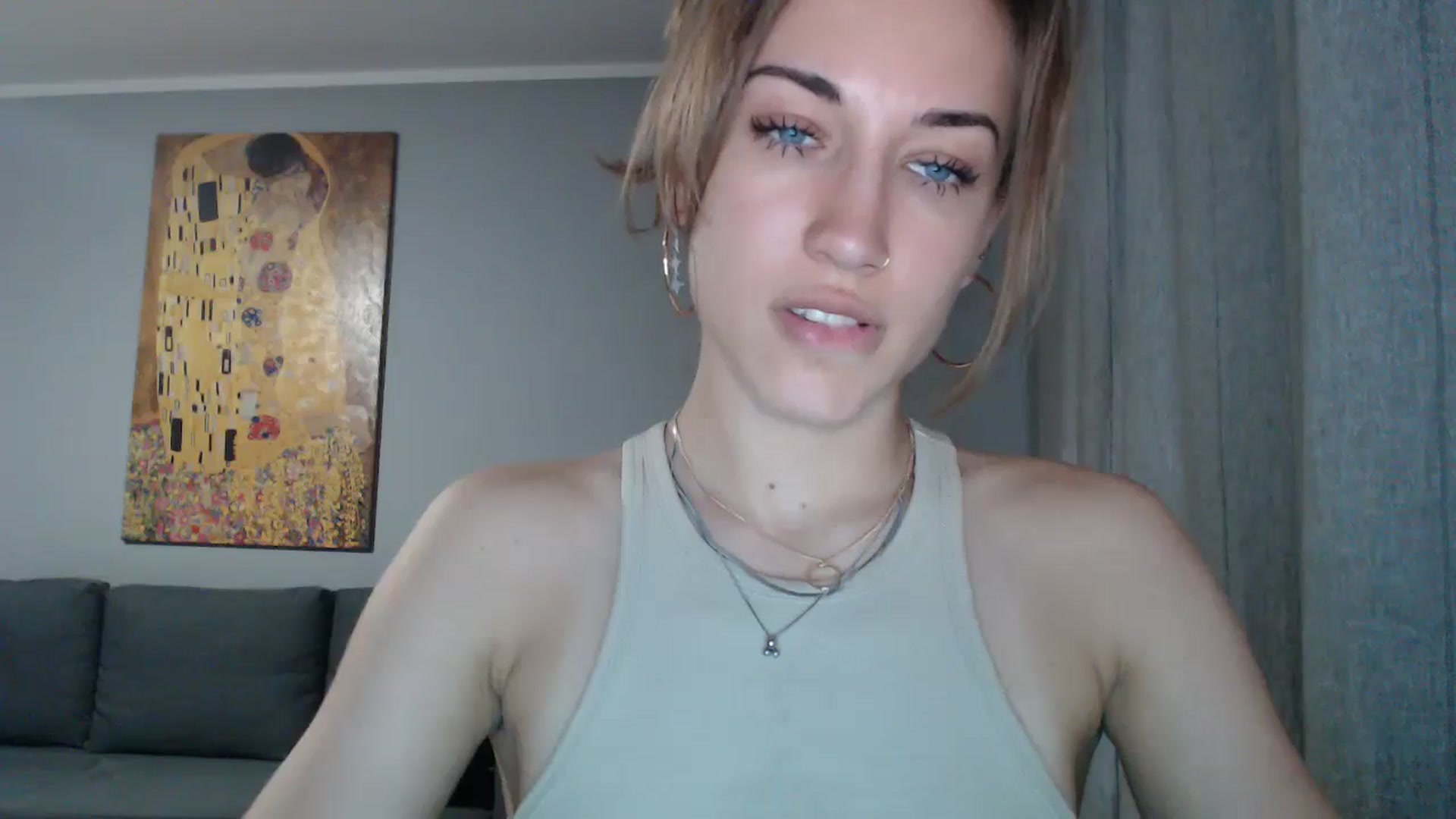 Gallery image thumbnail from GalaxyAnisia's myfreecams stream on, 07/25/2024, 18:47 image 4 of 20