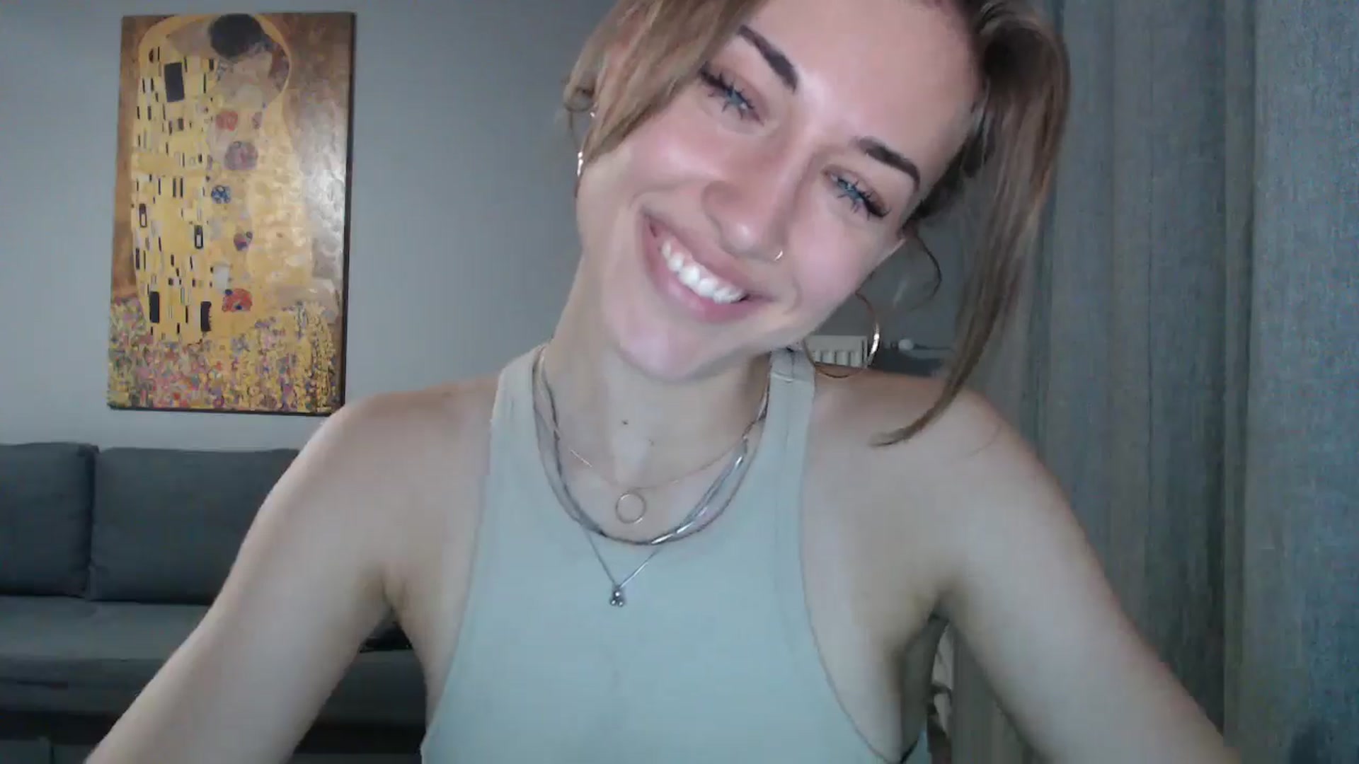 Gallery image thumbnail from GalaxyAnisia's myfreecams stream on, 07/25/2024, 18:47 image 20 of 20