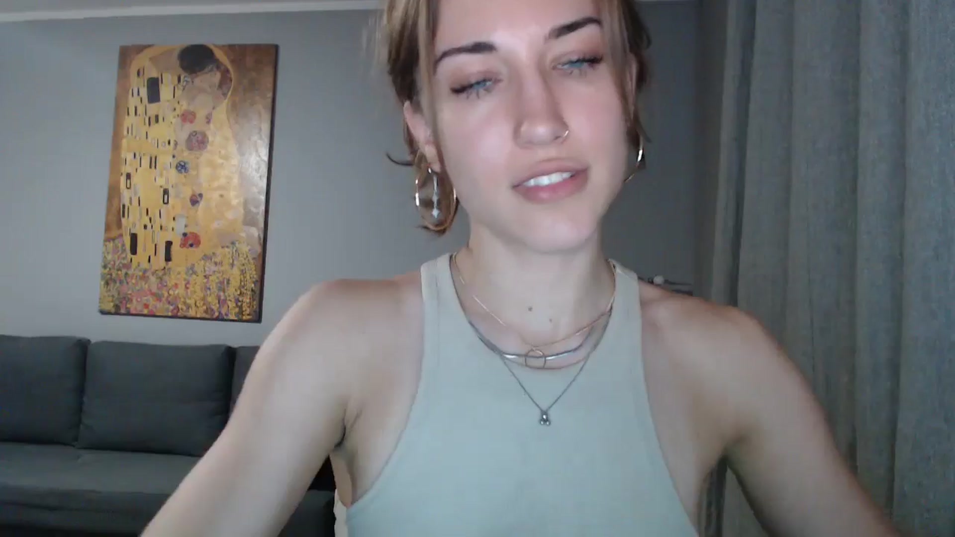 Gallery image thumbnail from GalaxyAnisia's myfreecams stream on, 07/25/2024, 20:05 image 18 of 20
