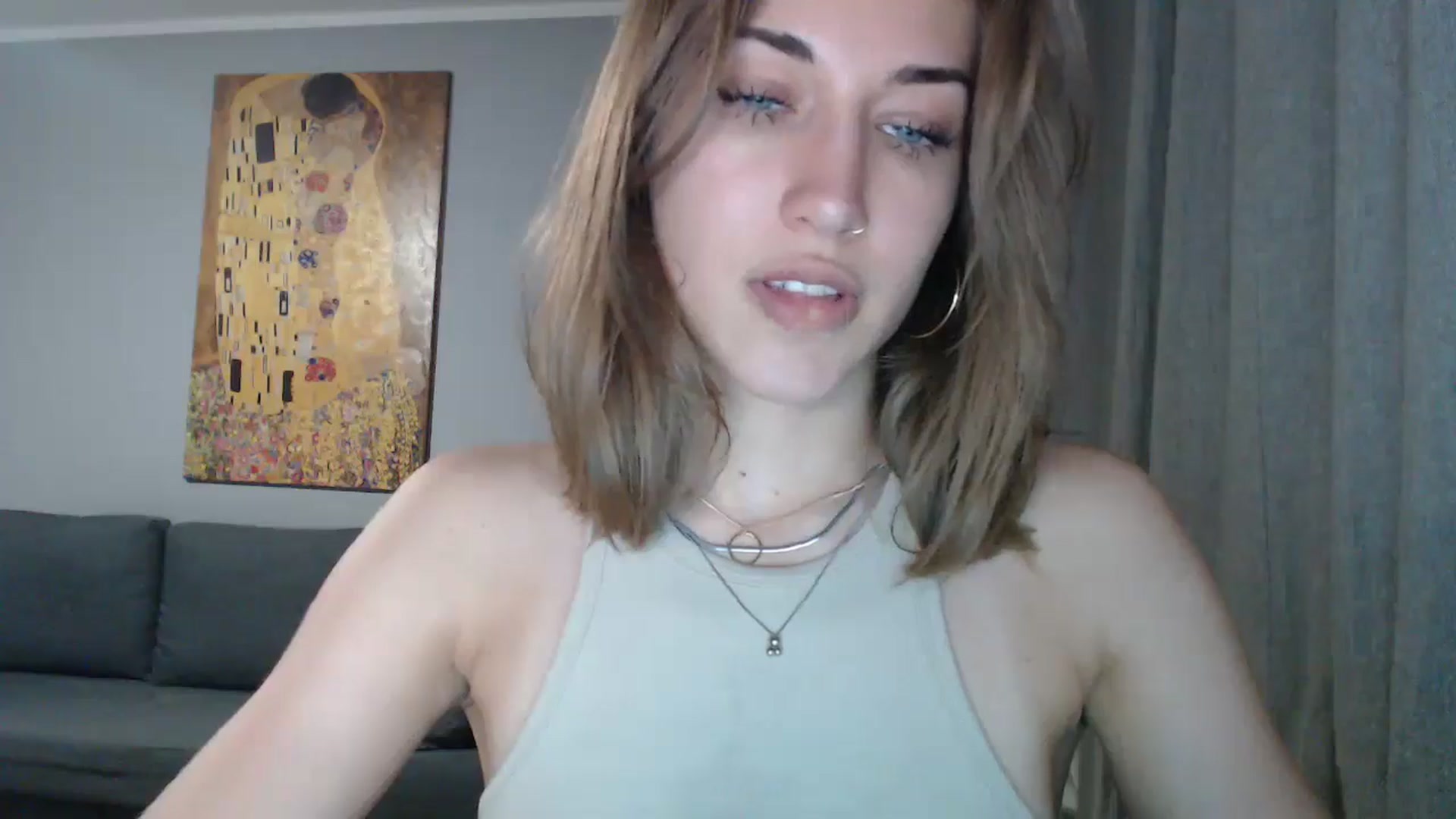 Gallery image thumbnail from GalaxyAnisia's myfreecams stream on, 07/25/2024, 20:05 image 2 of 20