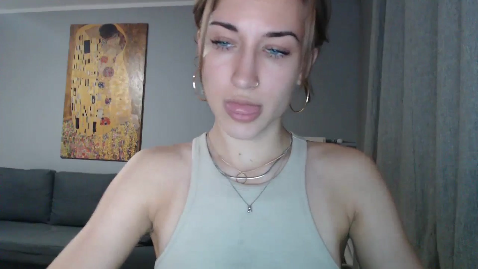 Gallery image thumbnail from GalaxyAnisia's myfreecams stream on, 07/25/2024, 20:05 image 10 of 20