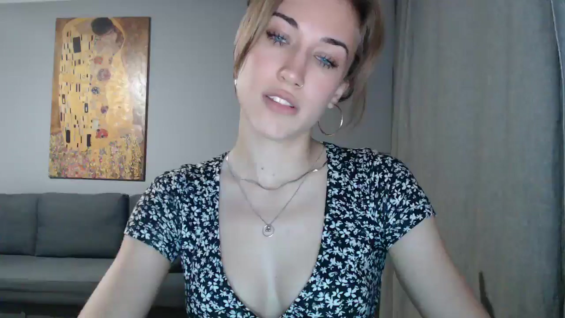Gallery image thumbnail from GalaxyAnisia's myfreecams stream on, 07/26/2024, 18:43 image 17 of 20