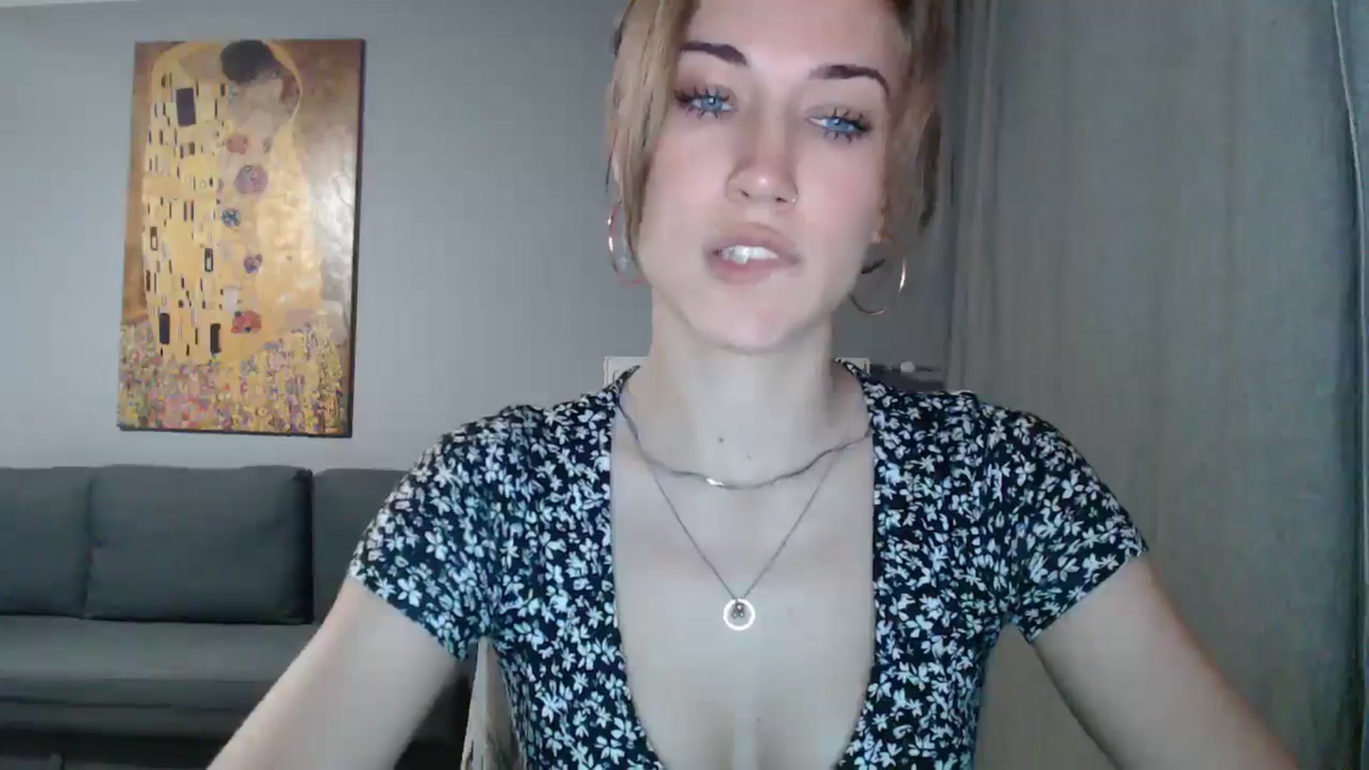 Gallery image thumbnail from GalaxyAnisia's myfreecams stream on, 07/26/2024, 19:26 image 2 of 20