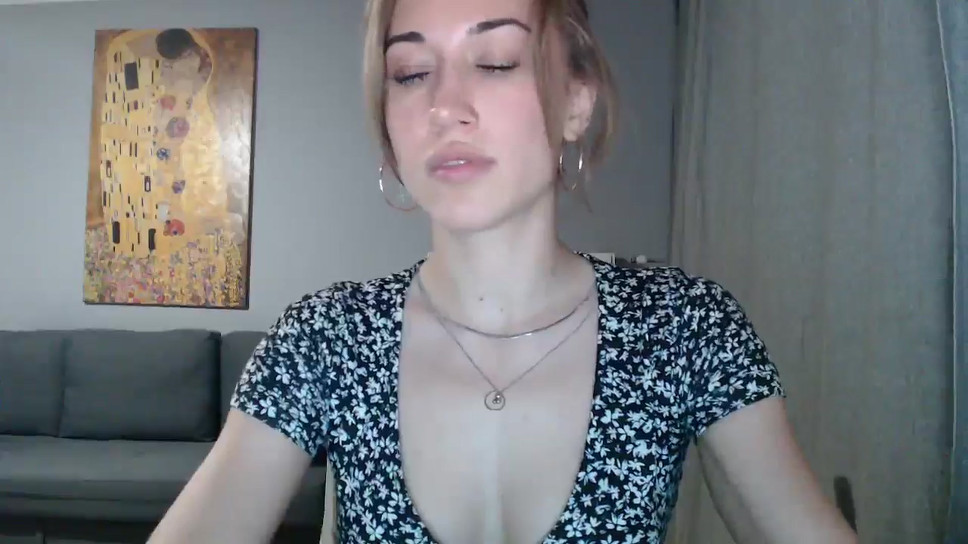 Gallery image thumbnail from GalaxyAnisia's myfreecams stream on, 07/26/2024, 19:26 image 9 of 20