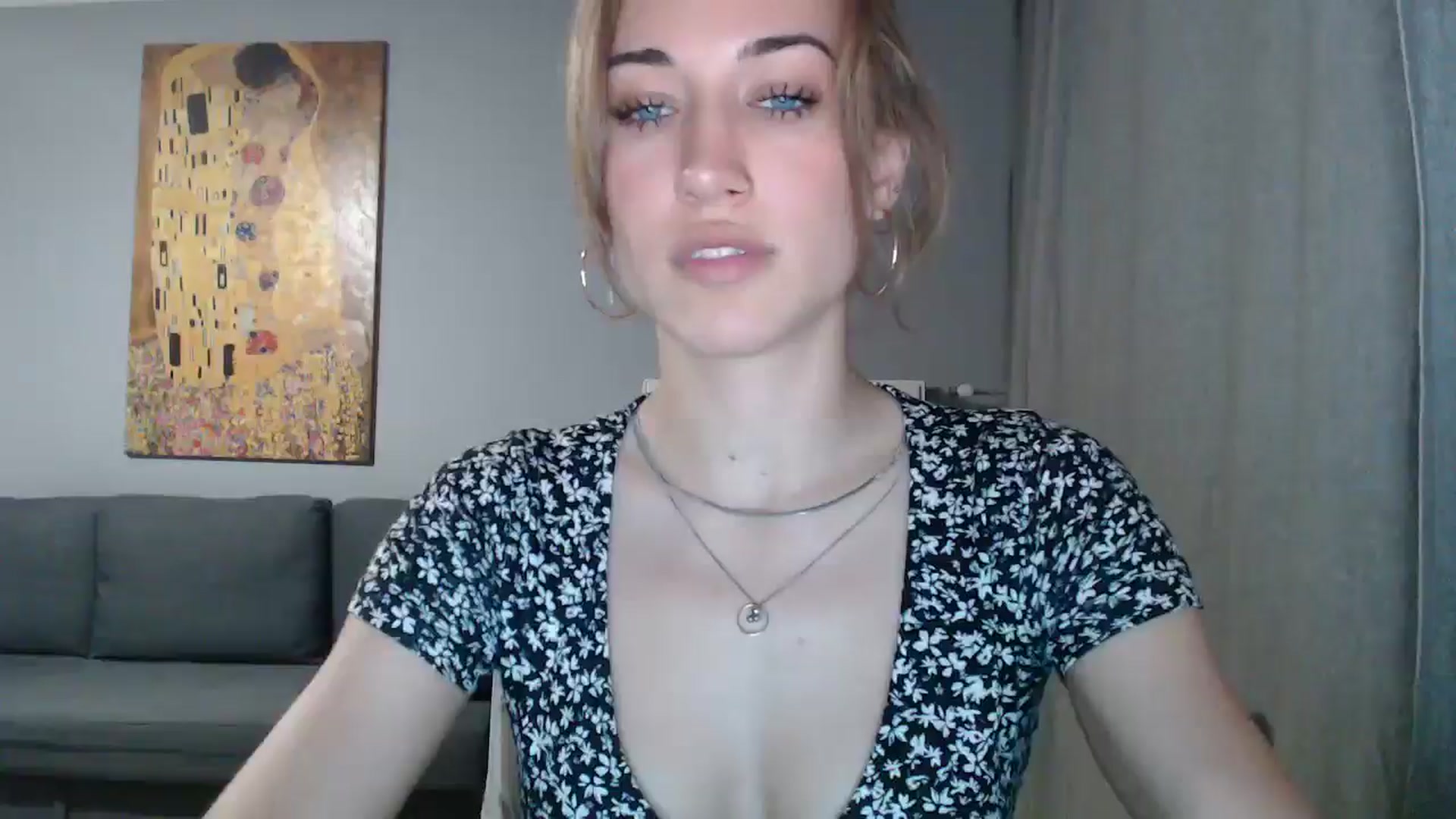 Gallery image thumbnail from GalaxyAnisia's myfreecams stream on, 07/26/2024, 19:26 image 10 of 20