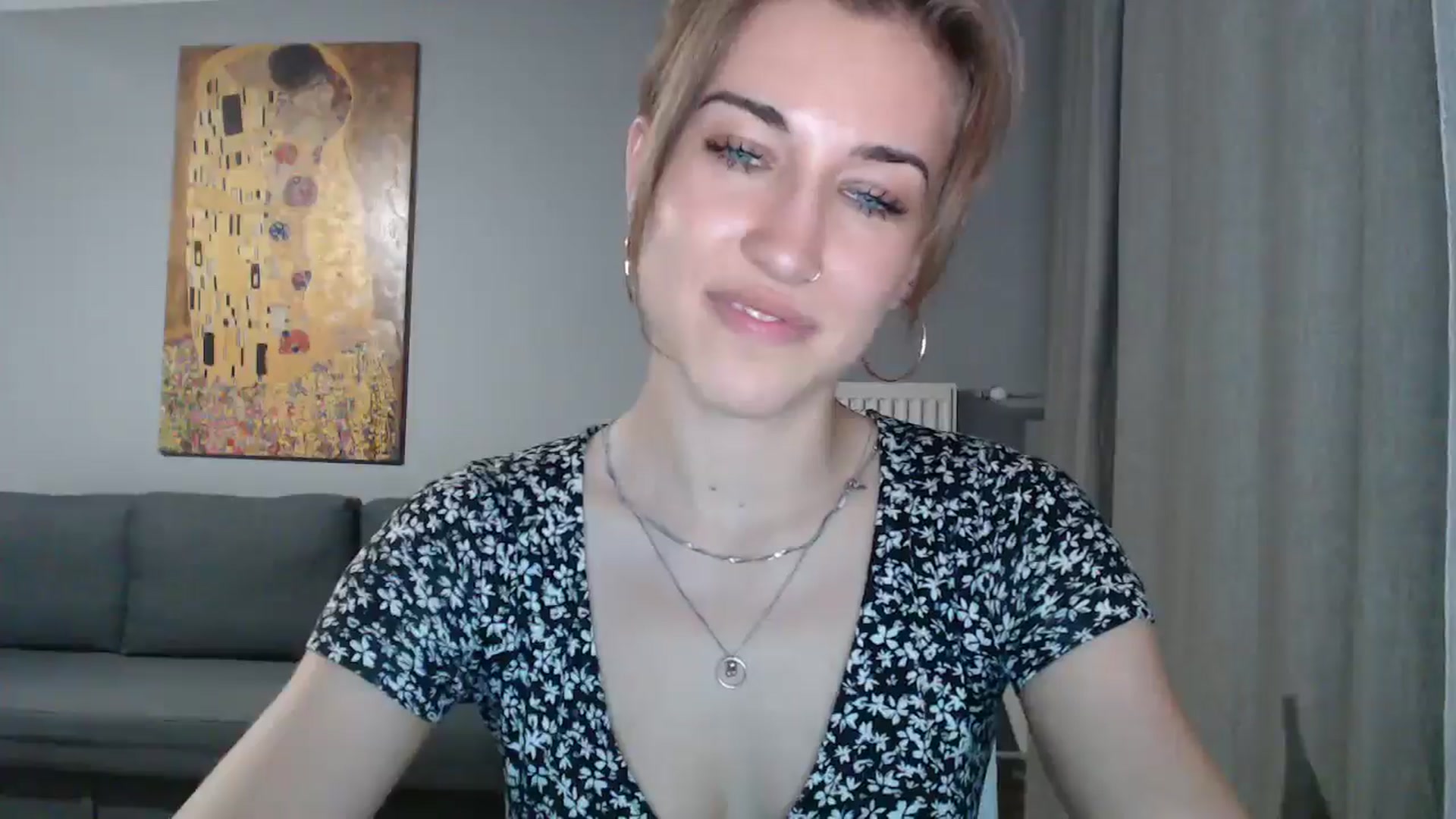 Gallery image thumbnail from GalaxyAnisia's myfreecams stream on, 07/26/2024, 23:14 image 8 of 20