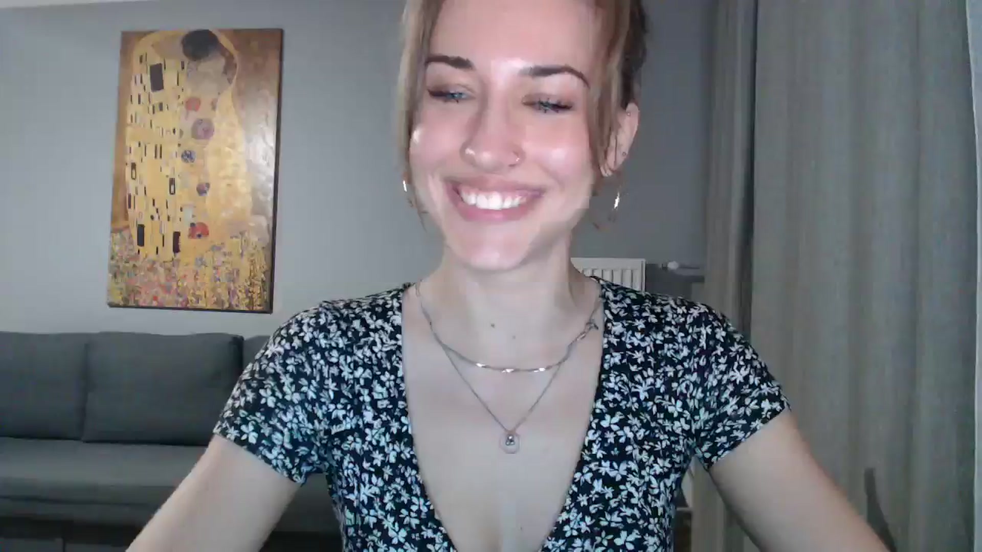 Gallery image thumbnail from GalaxyAnisia's myfreecams stream on, 07/26/2024, 23:14 image 6 of 20