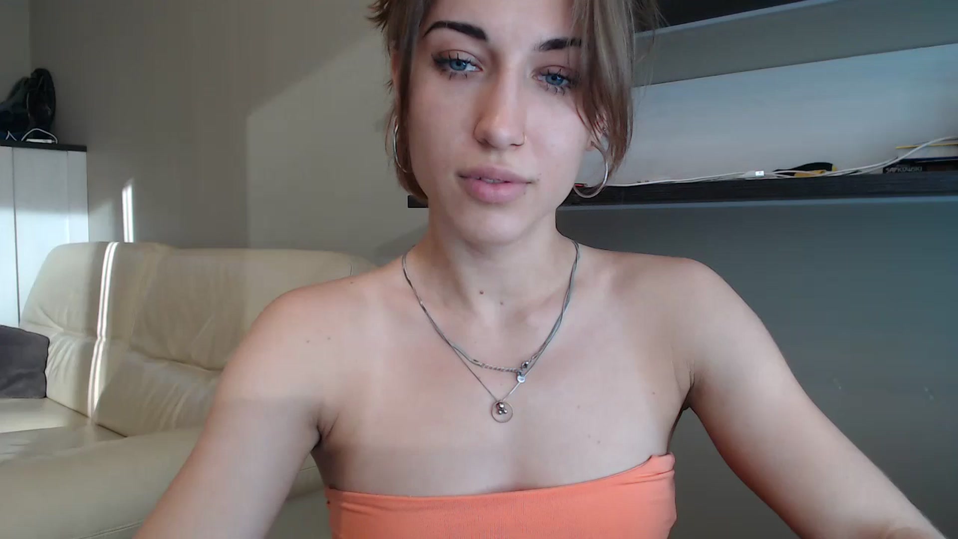 Gallery image thumbnail from GalaxyAnisia's myfreecams stream on, 08/11/2024, 16:48 image 10 of 20