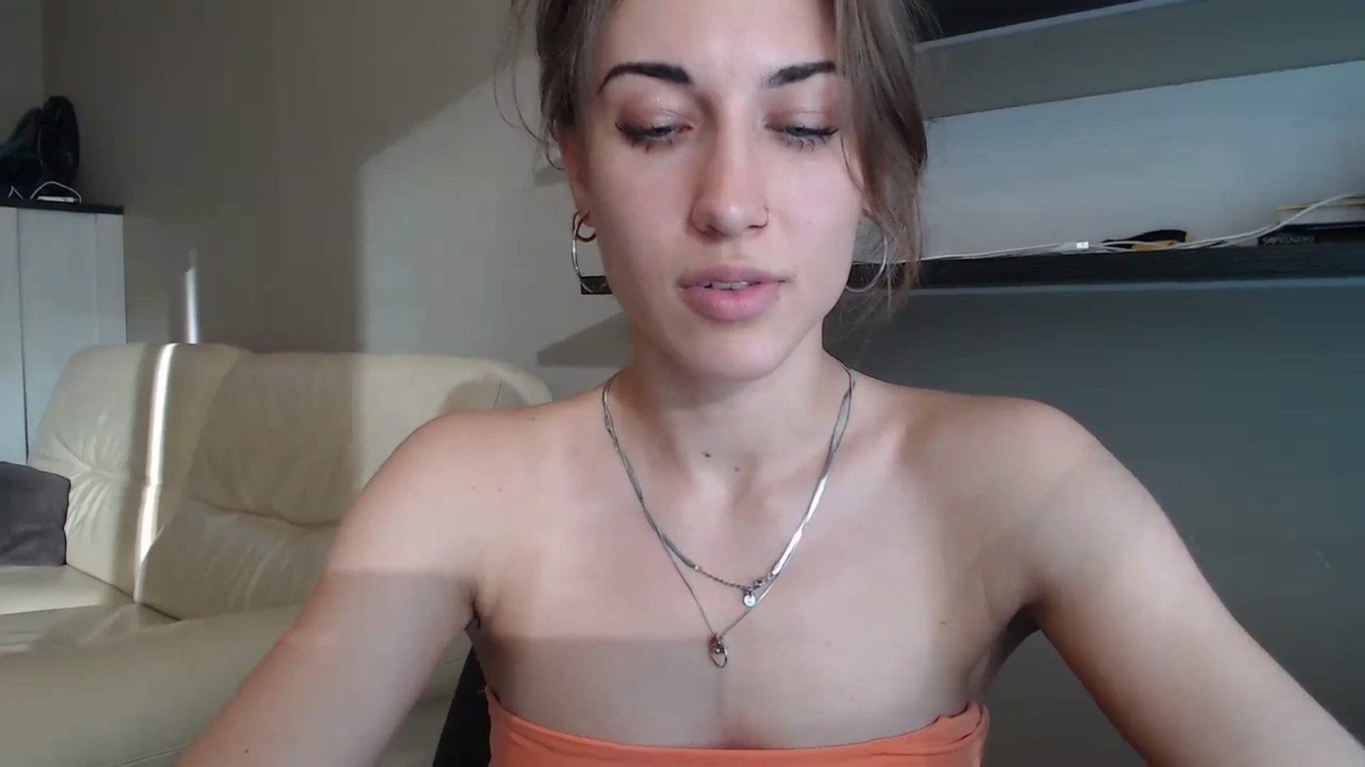 Gallery image thumbnail from GalaxyAnisia's myfreecams stream on, 08/11/2024, 16:48 image 6 of 20