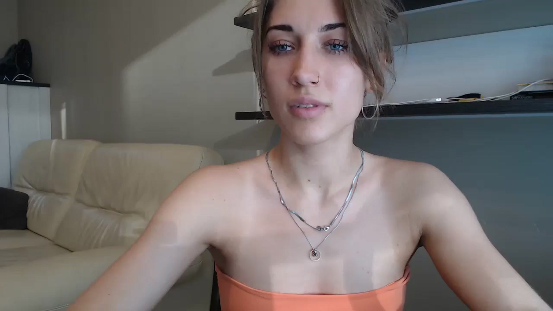 Gallery image thumbnail from GalaxyAnisia's myfreecams stream on, 08/11/2024, 16:48 image 19 of 20