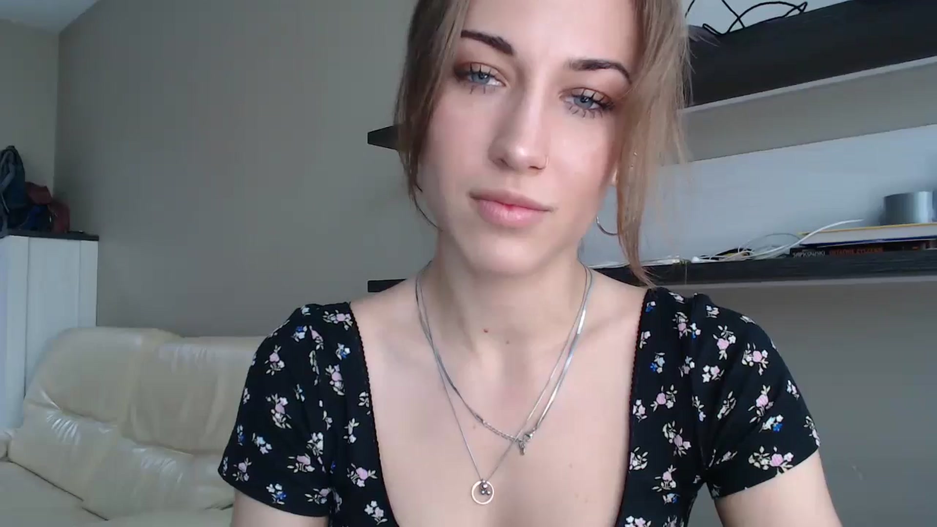 Gallery image thumbnail from GalaxyAnisia's myfreecams stream on, 08/12/2024, 16:33 image 3 of 20