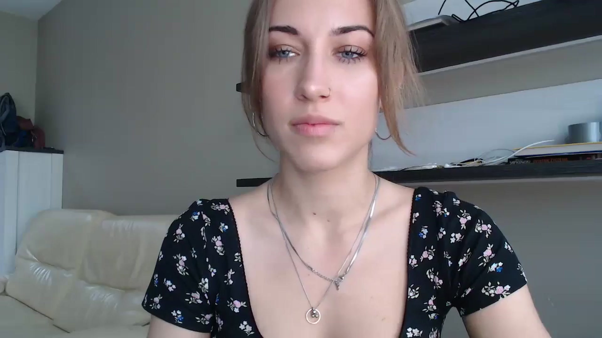 Gallery image thumbnail from GalaxyAnisia's myfreecams stream on, 08/12/2024, 16:33 image 6 of 20