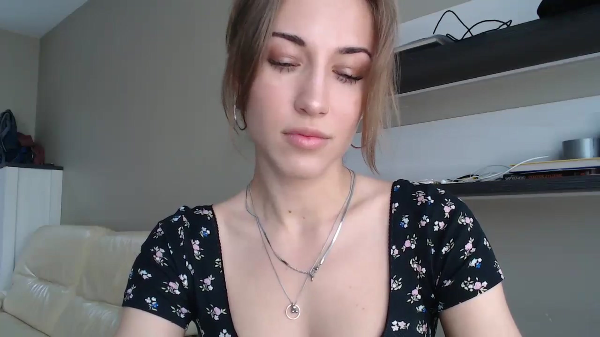 Gallery image thumbnail from GalaxyAnisia's myfreecams stream on, 08/12/2024, 16:33 image 13 of 20