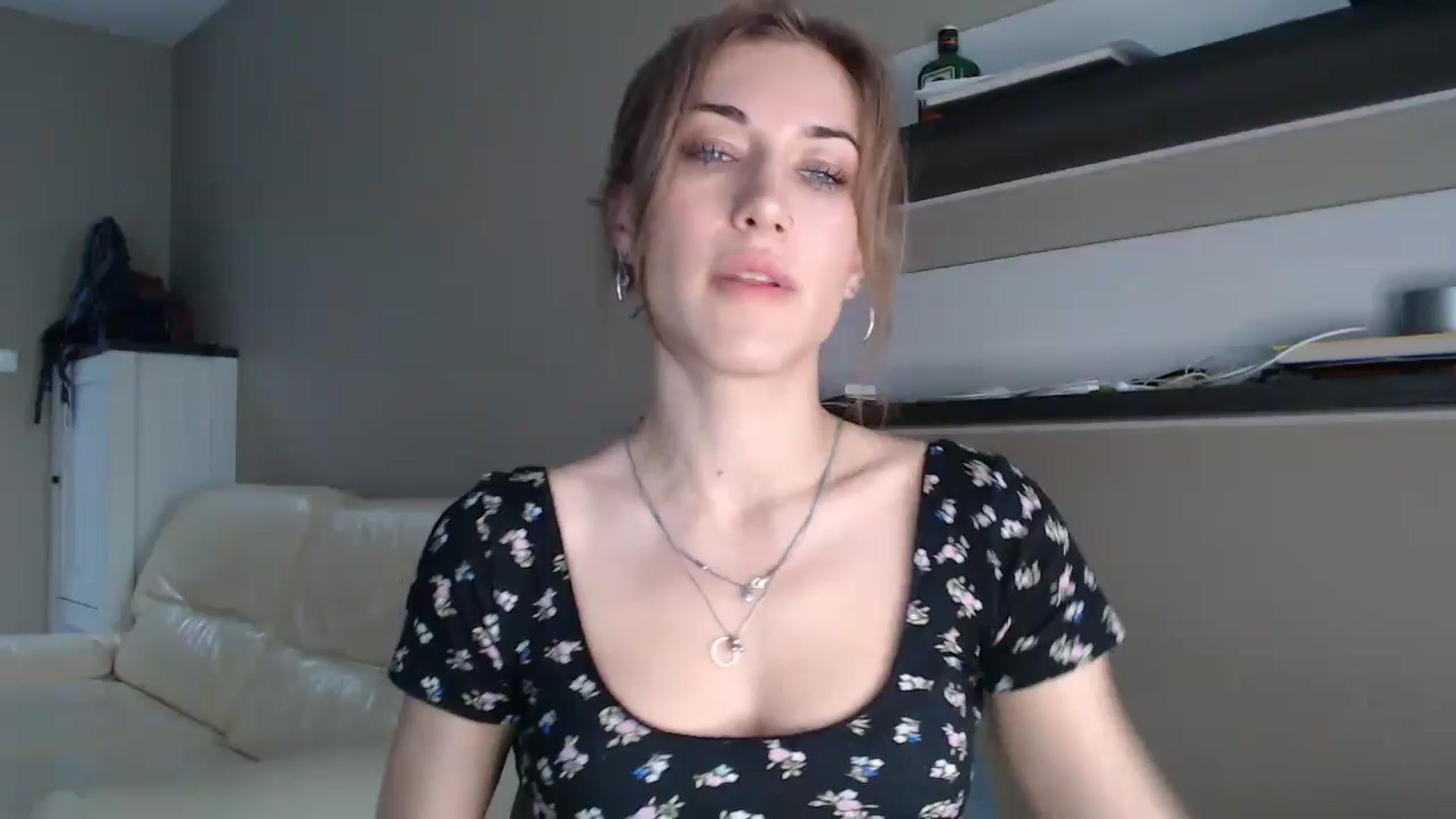 Gallery image thumbnail from GalaxyAnisia's myfreecams stream on, 08/12/2024, 19:01 image 1 of 20