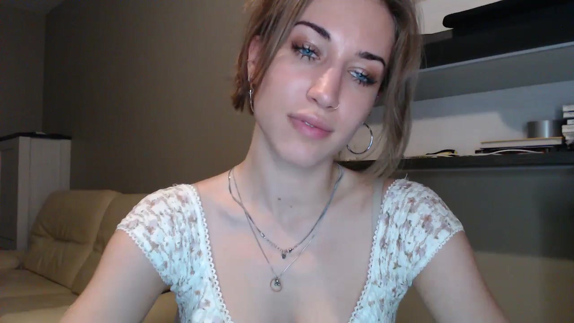Gallery image thumbnail from GalaxyAnisia's myfreecams stream on, 08/14/2024, 02:57 image 9 of 20