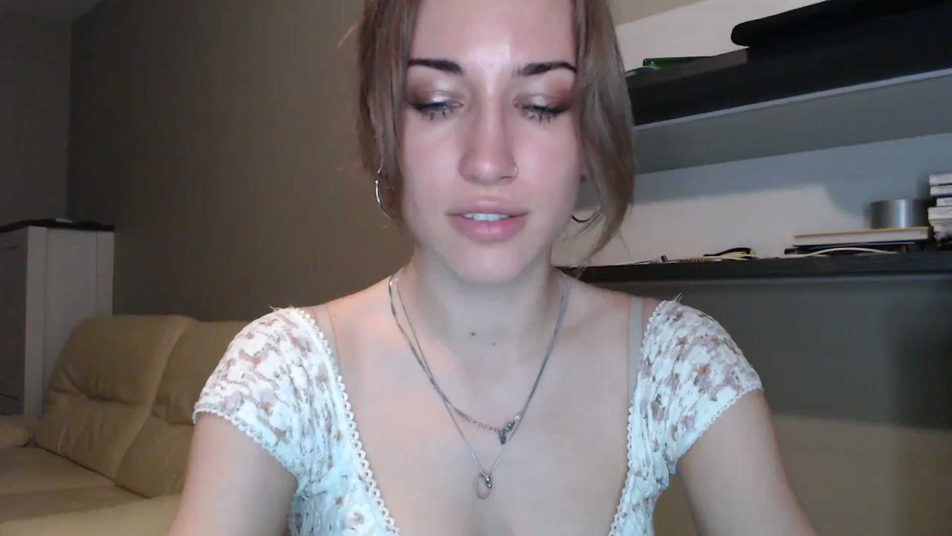 Gallery image thumbnail from GalaxyAnisia's myfreecams stream on, 08/14/2024, 02:57 image 1 of 20