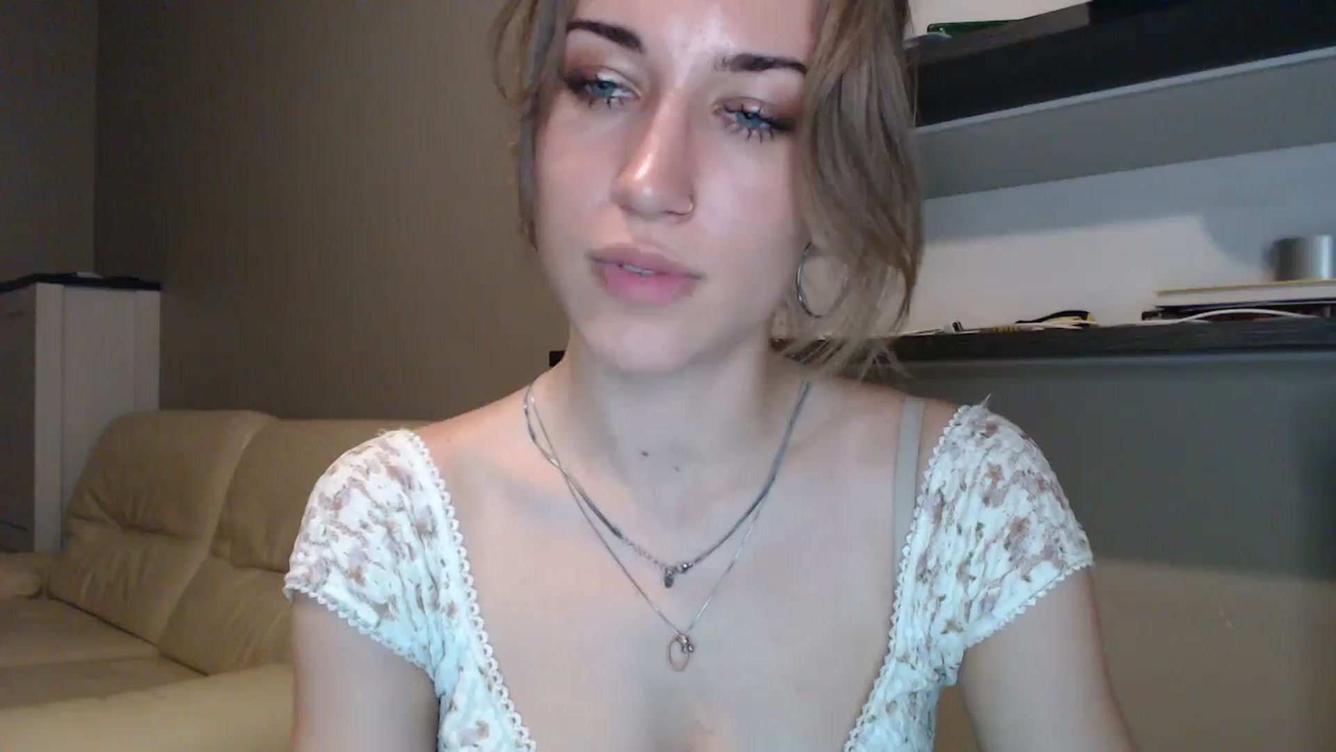 Gallery image thumbnail from GalaxyAnisia's myfreecams stream on, 08/14/2024, 02:57 image 13 of 20