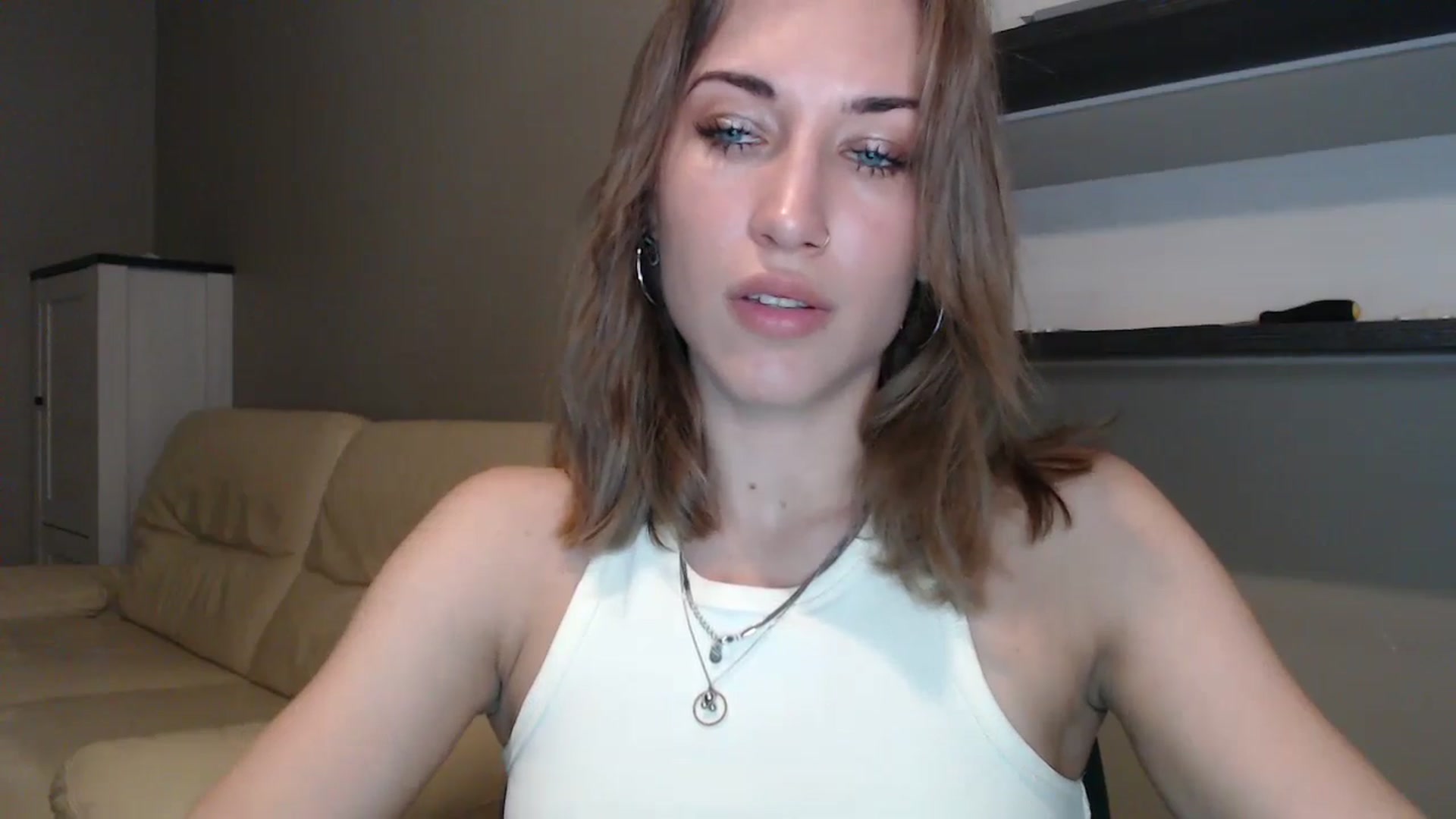 Gallery image thumbnail from GalaxyAnisia's myfreecams stream on, 08/17/2024, 20:42 image 15 of 20