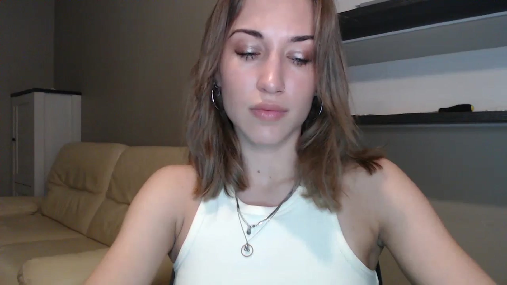 Gallery image thumbnail from GalaxyAnisia's myfreecams stream on, 08/17/2024, 20:42 image 13 of 20
