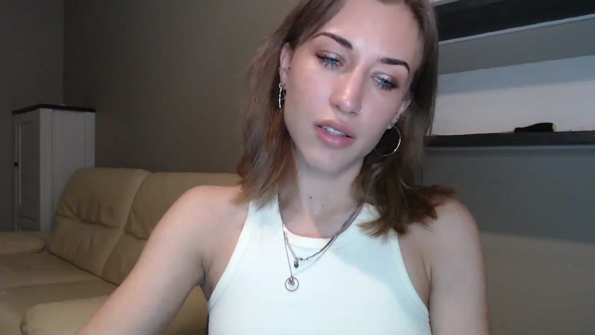 Gallery image thumbnail from GalaxyAnisia's myfreecams stream on, 08/17/2024, 20:42 image 19 of 20